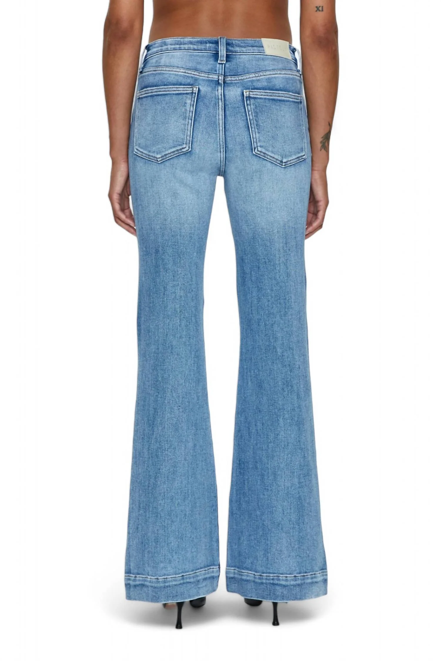 Kinsley Mid Rise Jean In Paradise