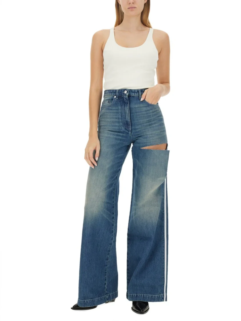Wide-Fit Jeans With High Waist