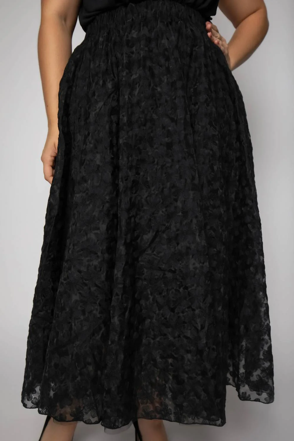 Floral Tea Skirt In Black