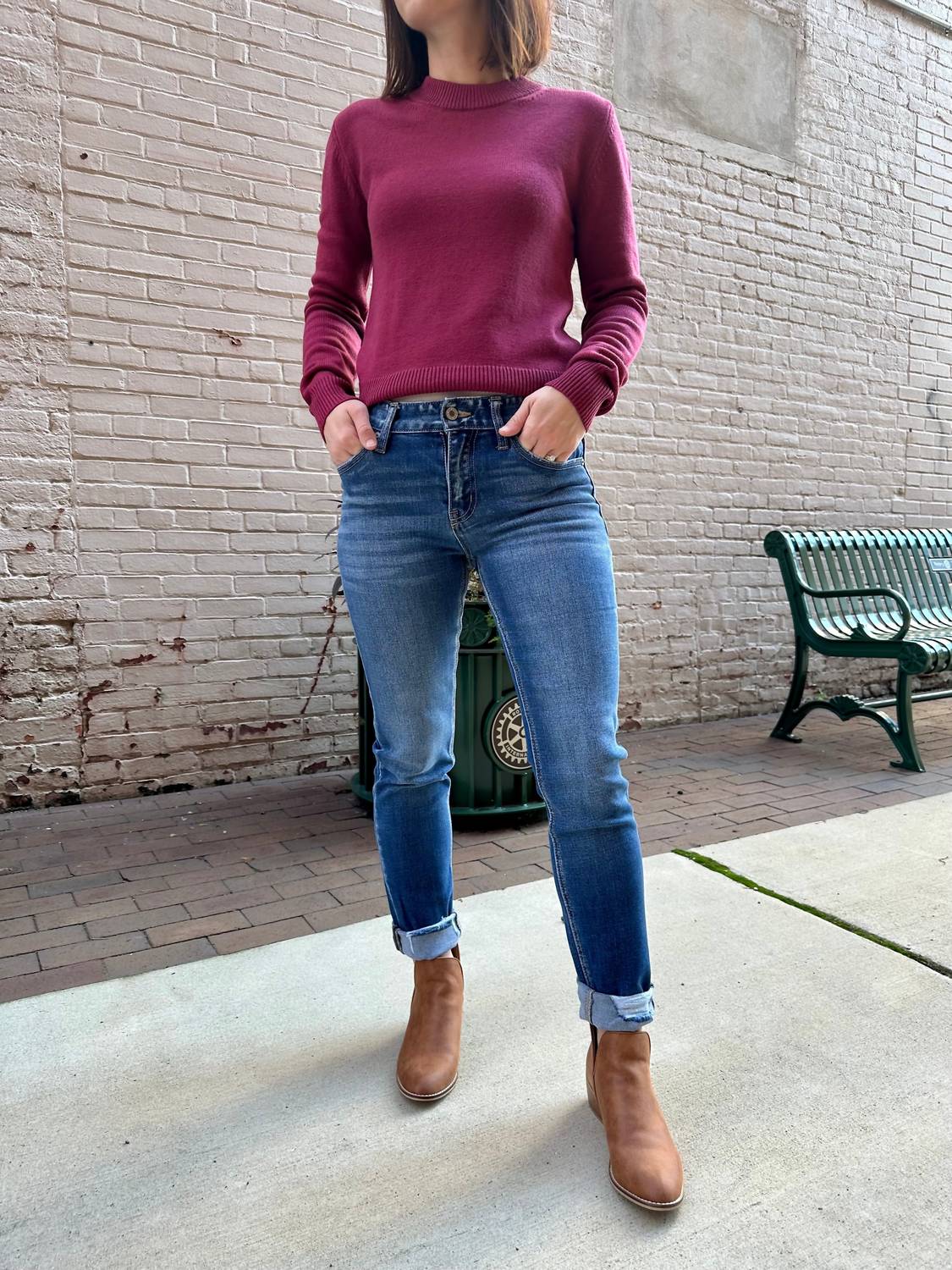 Hannah Mid Rise Skinny Straight Jean In Blue