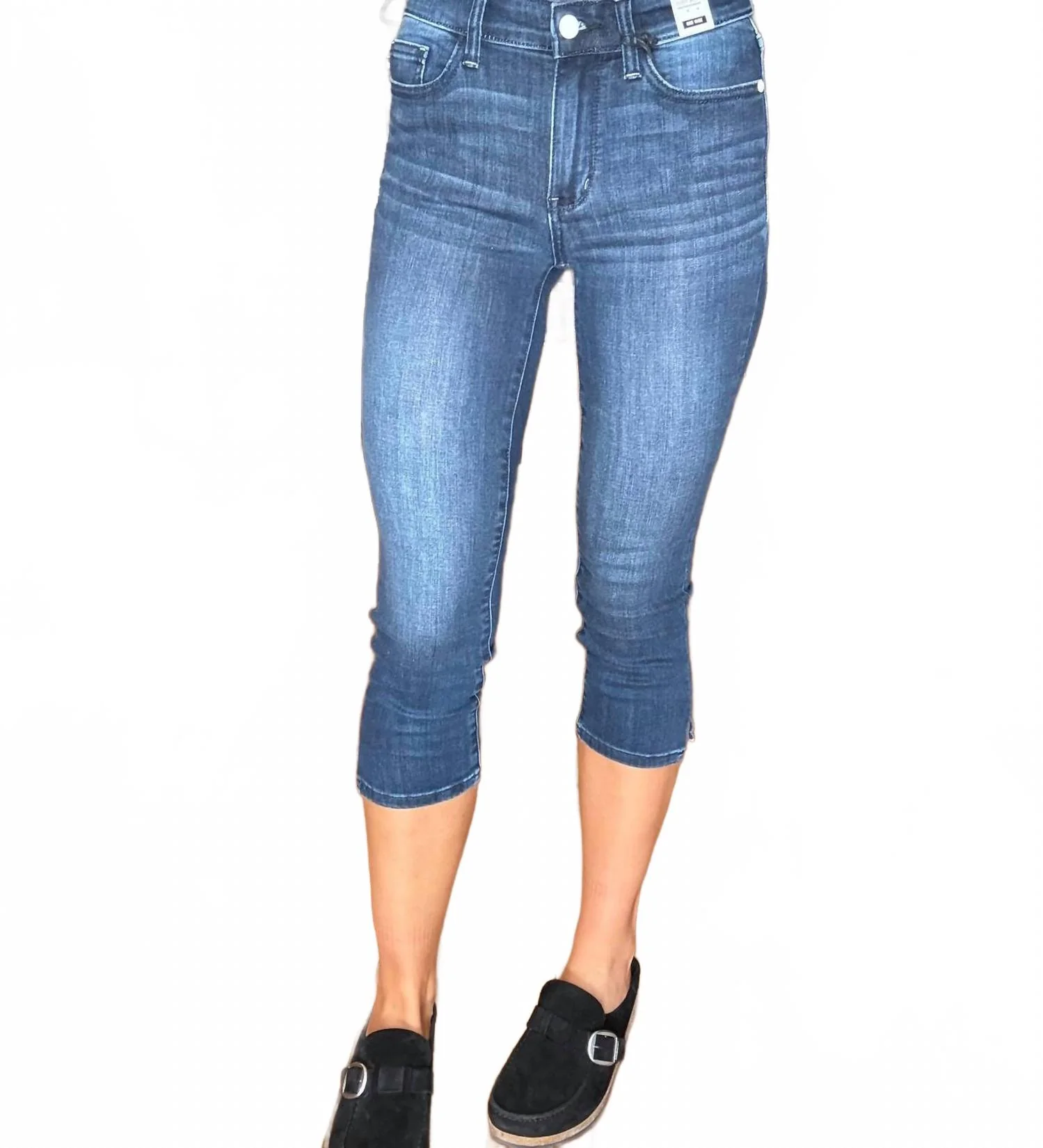 Jordyn Capri Denim Jeans In Dark Wash