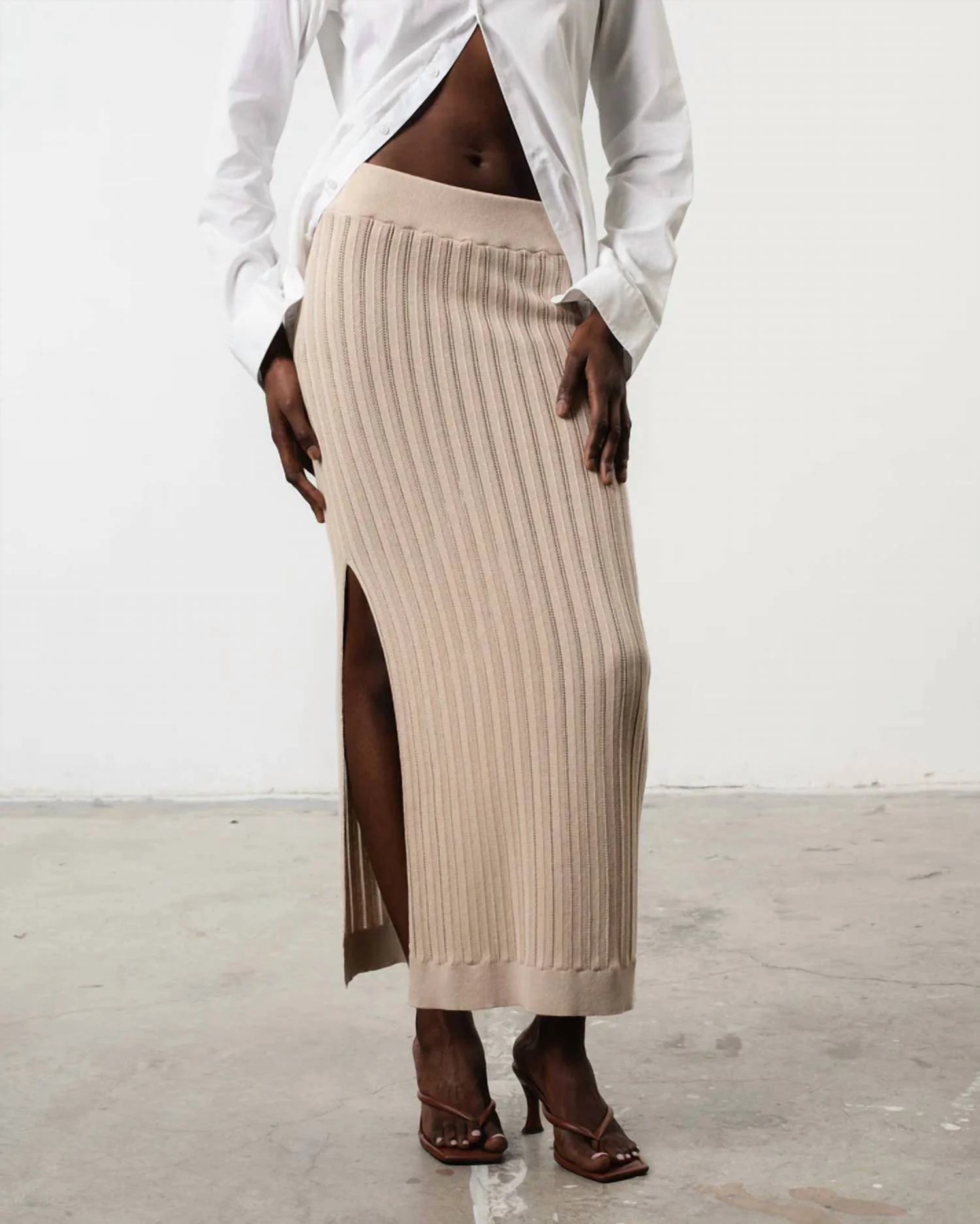 Mia Lace Skirt In Oyster Shell