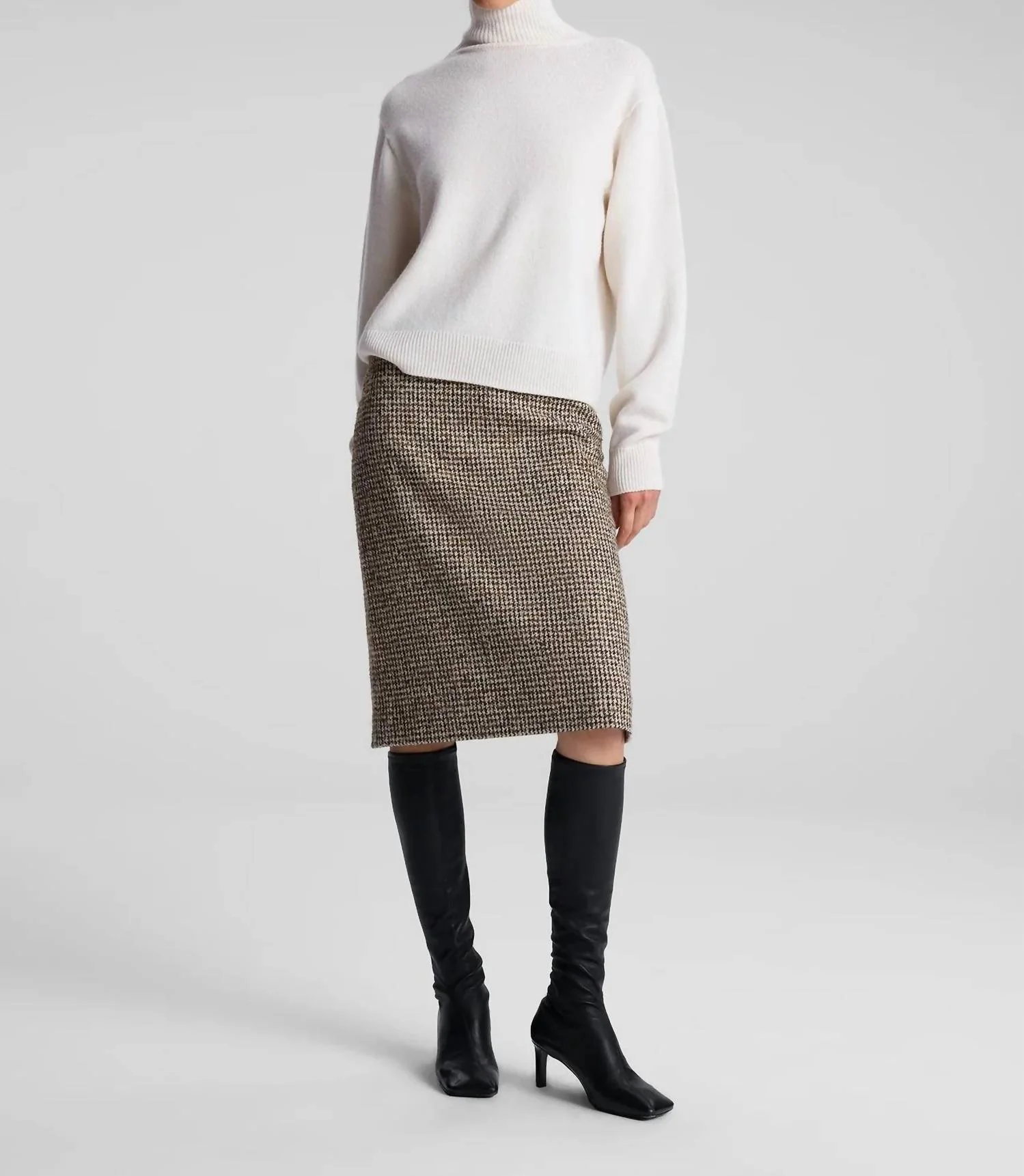 Cara Houndstooth Skirt In Cream / Brown