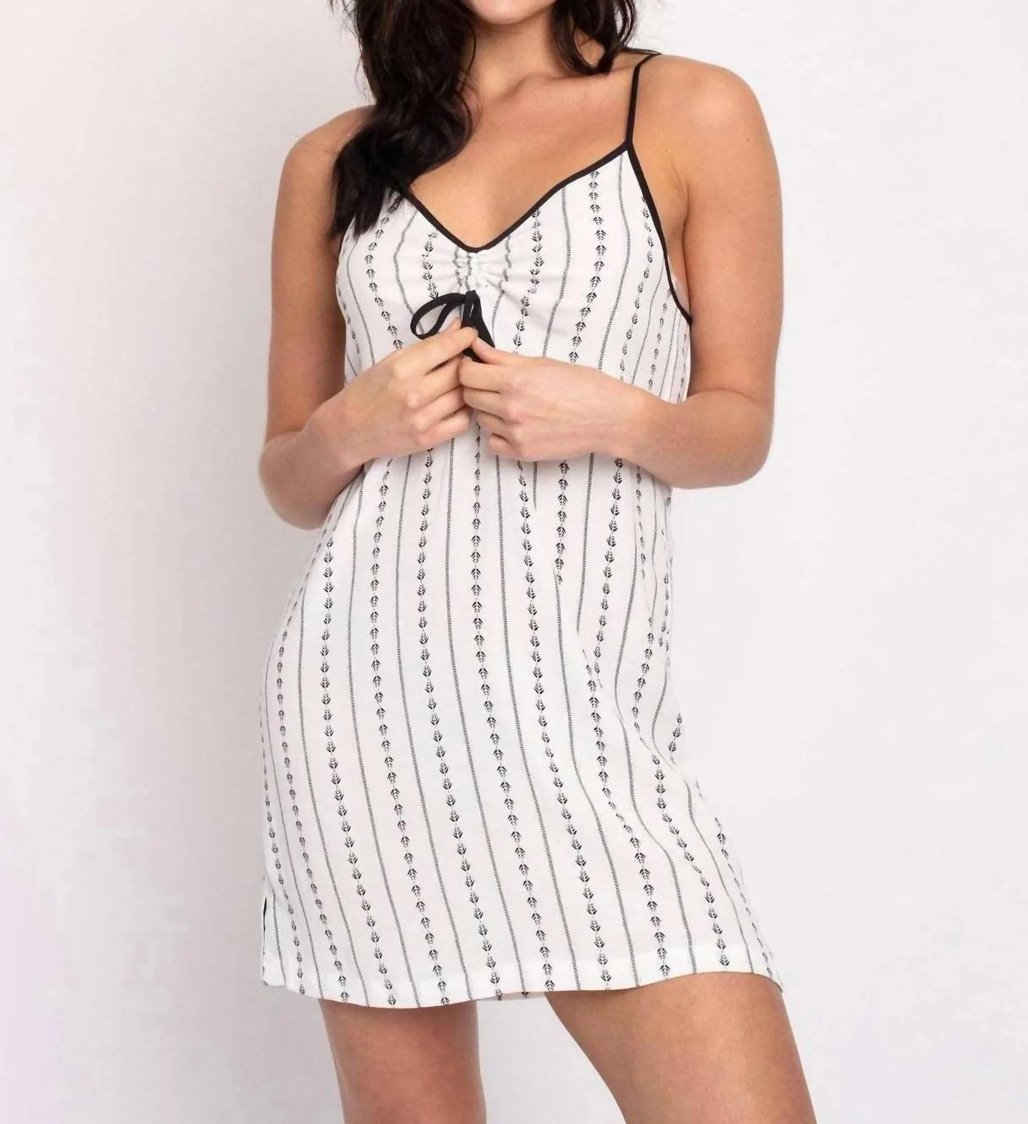 Ecovero Nightie In Ecru Print