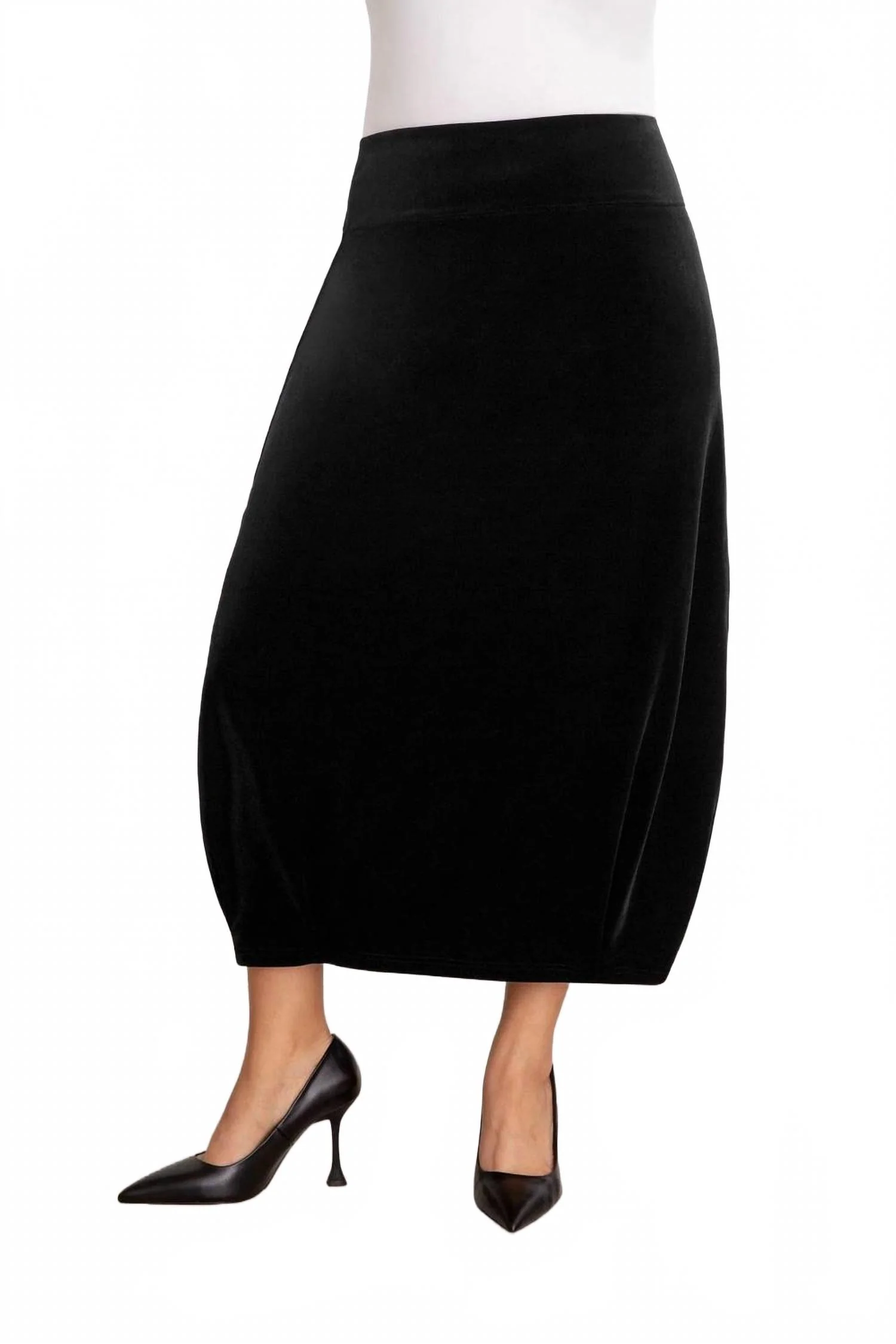Velvet Savvy Pleat Hem Skirt In Black