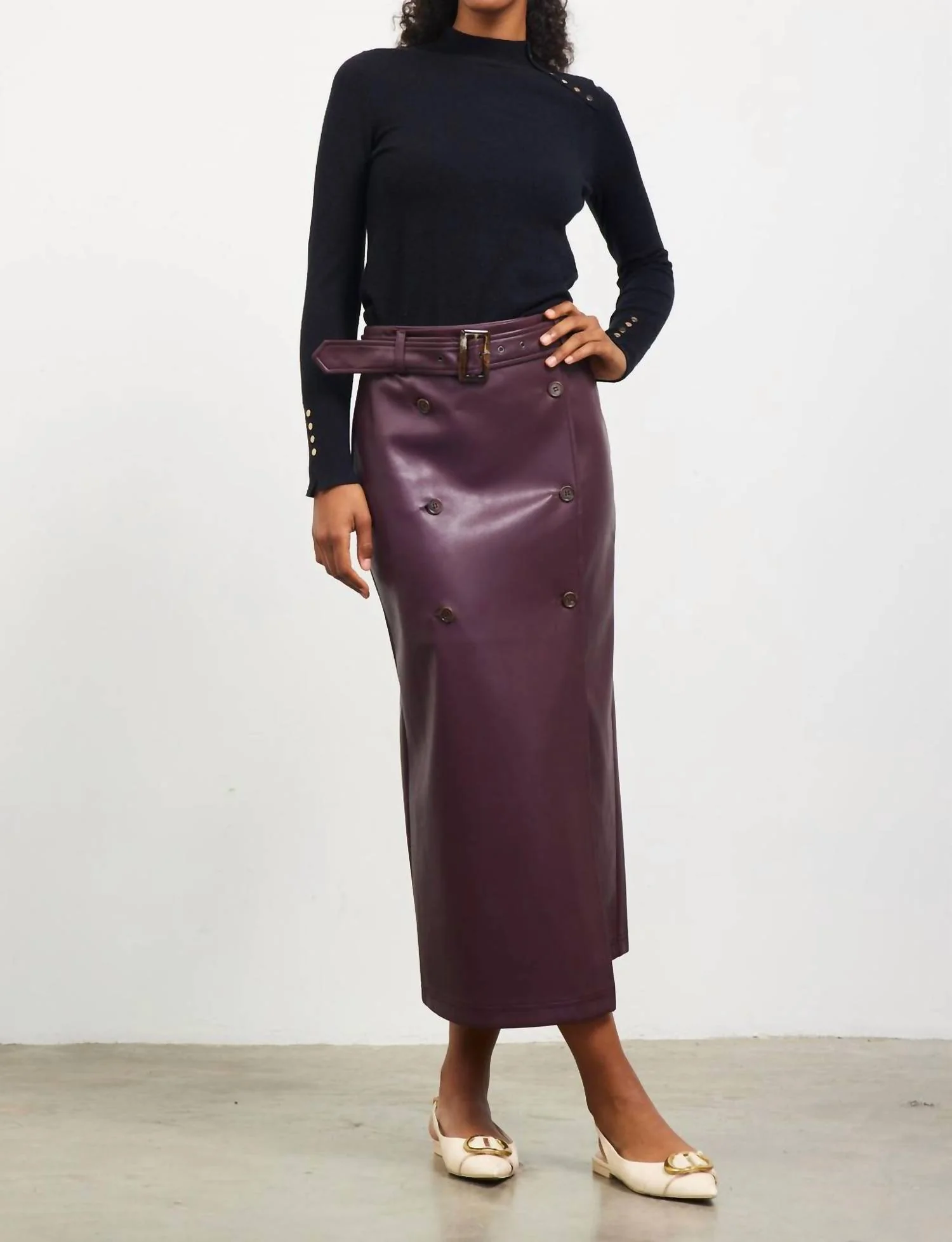 Faux Leather Belted Skirt In Plum