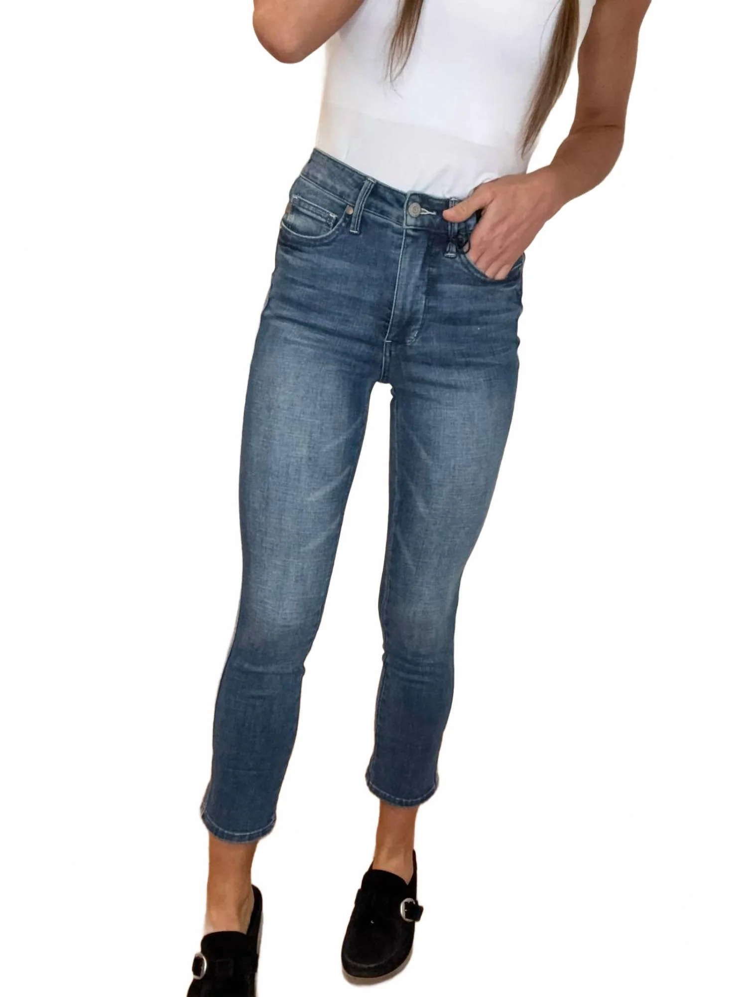 Julia Capri Denim Skinny Jeans In Blue