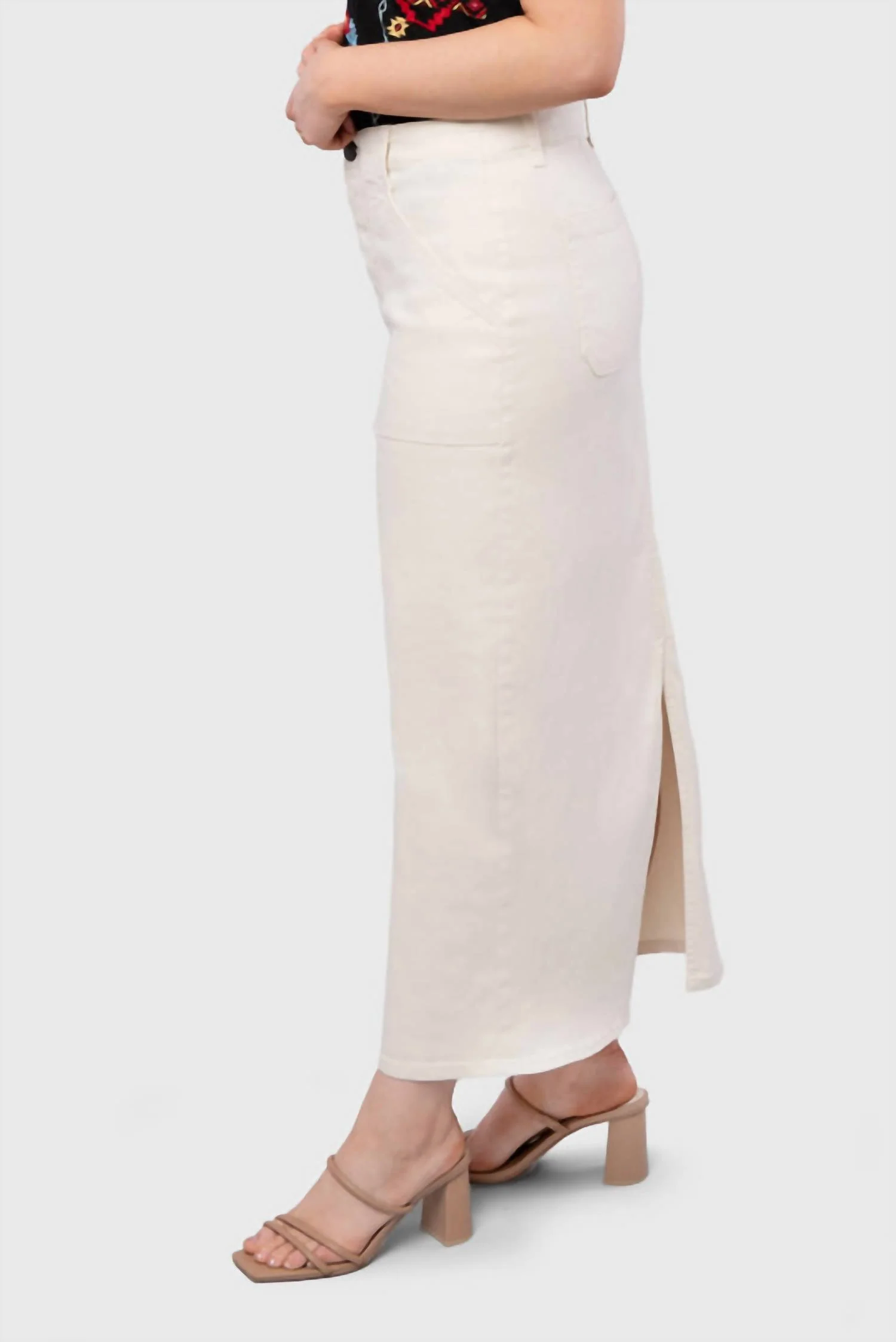 Spring Dream Skirt In Cream