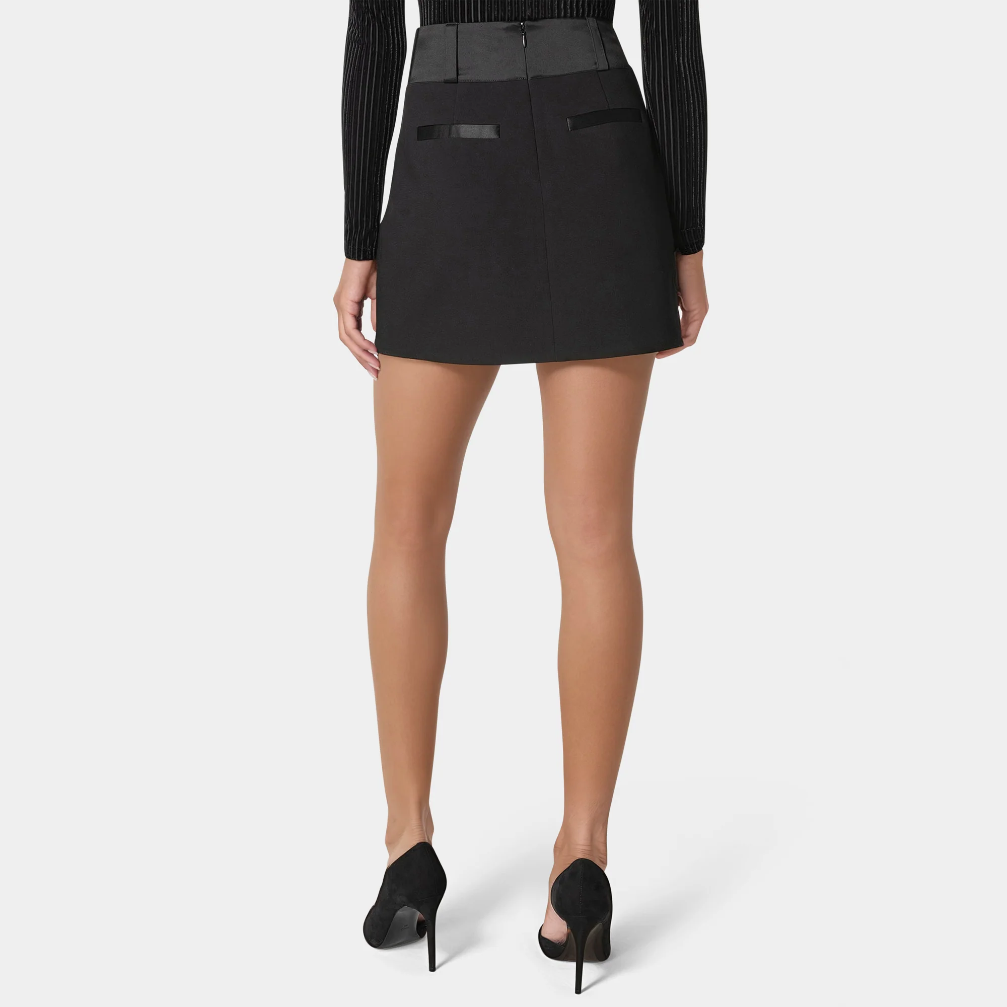 Bebe Women's Satin Waist Band Woven Twill Mini Skirt