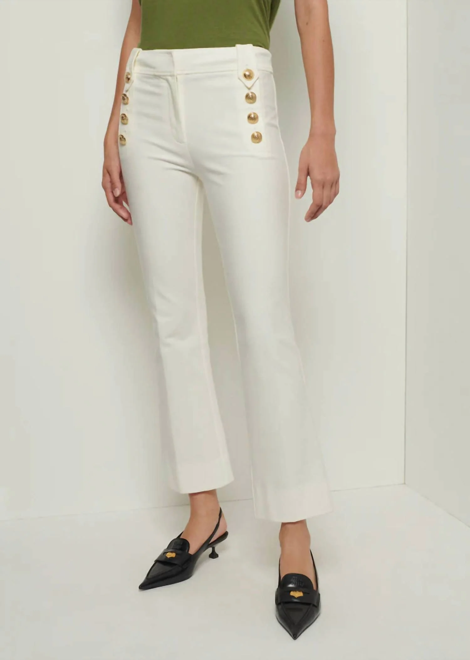 Women's Robertson Crop Flare Trouser In Soft White