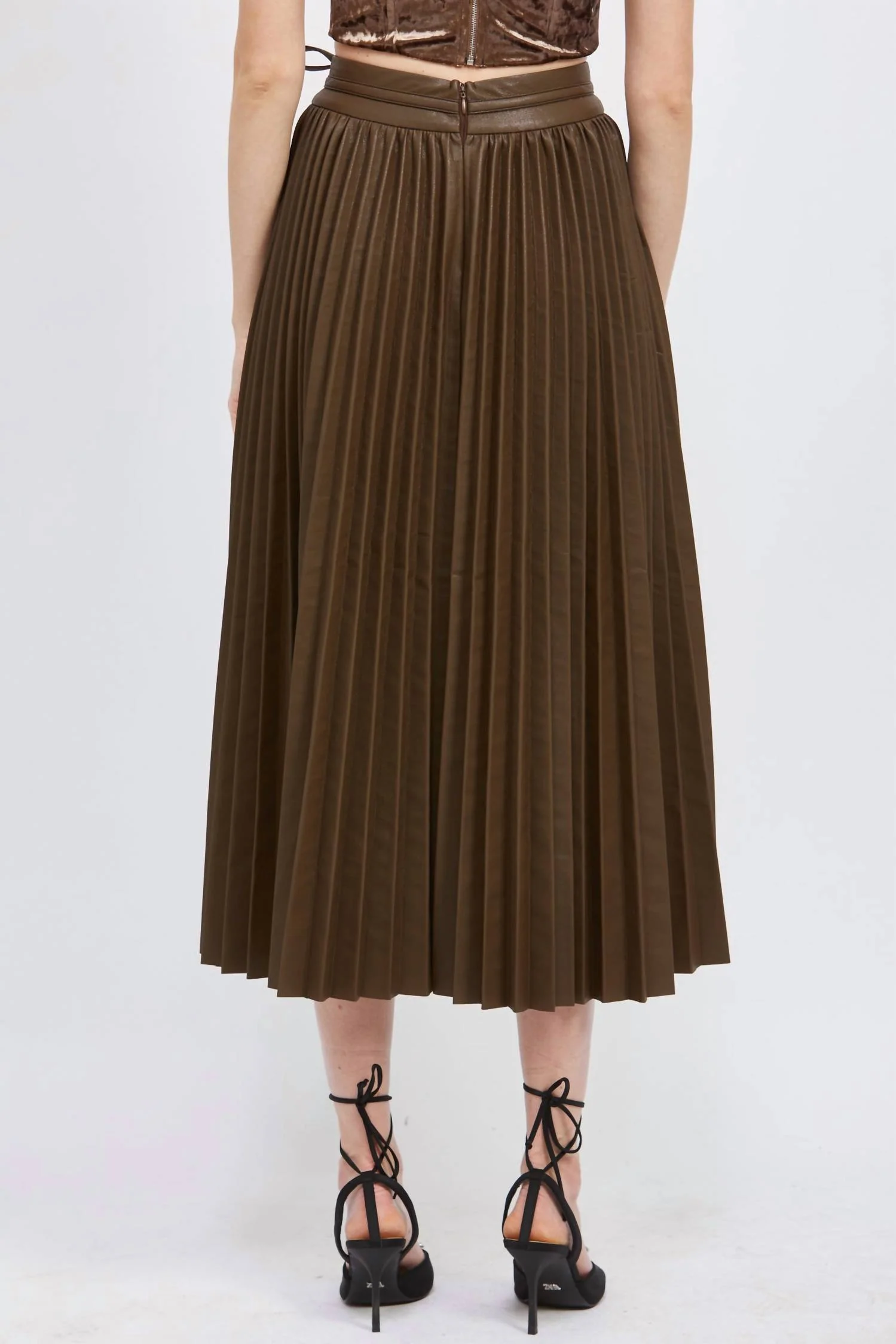 Pleated Long Skirt In Chocolate
