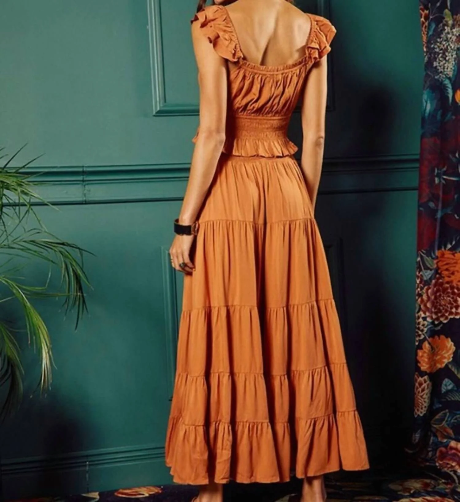 Chesney Set In Camel