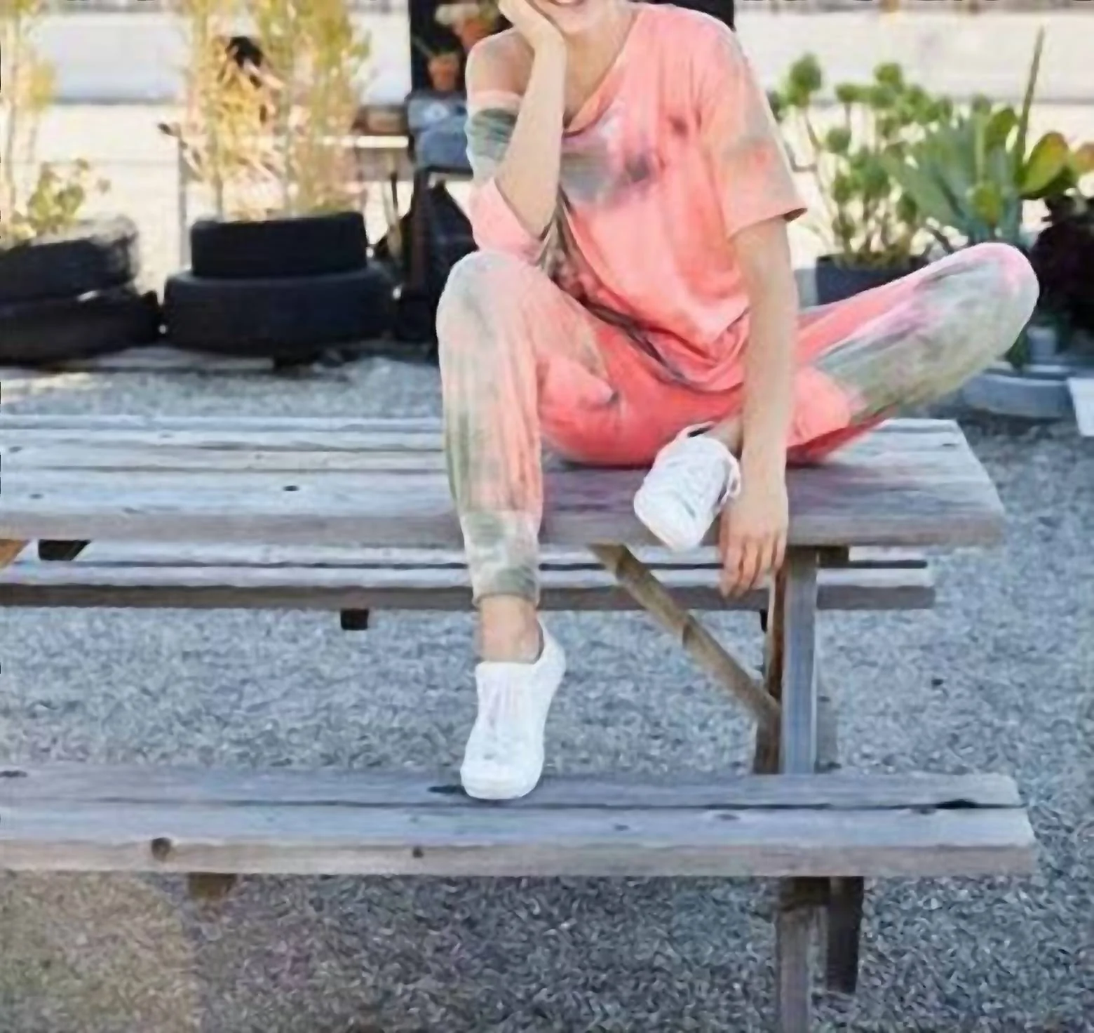 Riki Tie Dye Jogger Set In Coral Mix