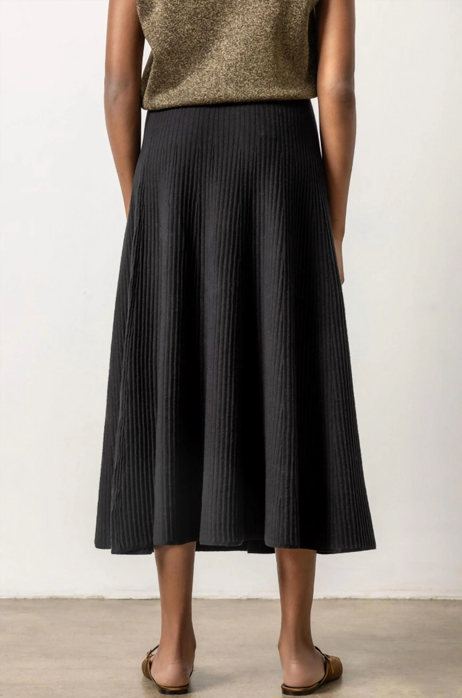 Flared Sweater Skirt In Black