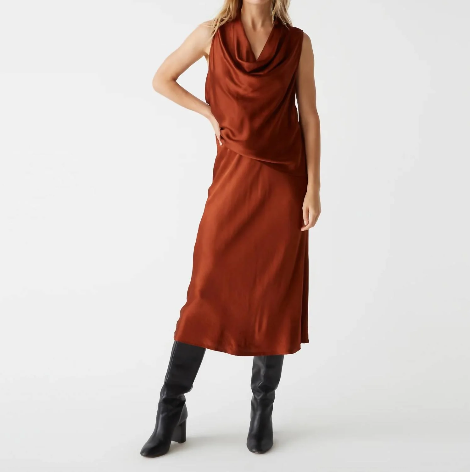 Leila Midi Skirt In Lava