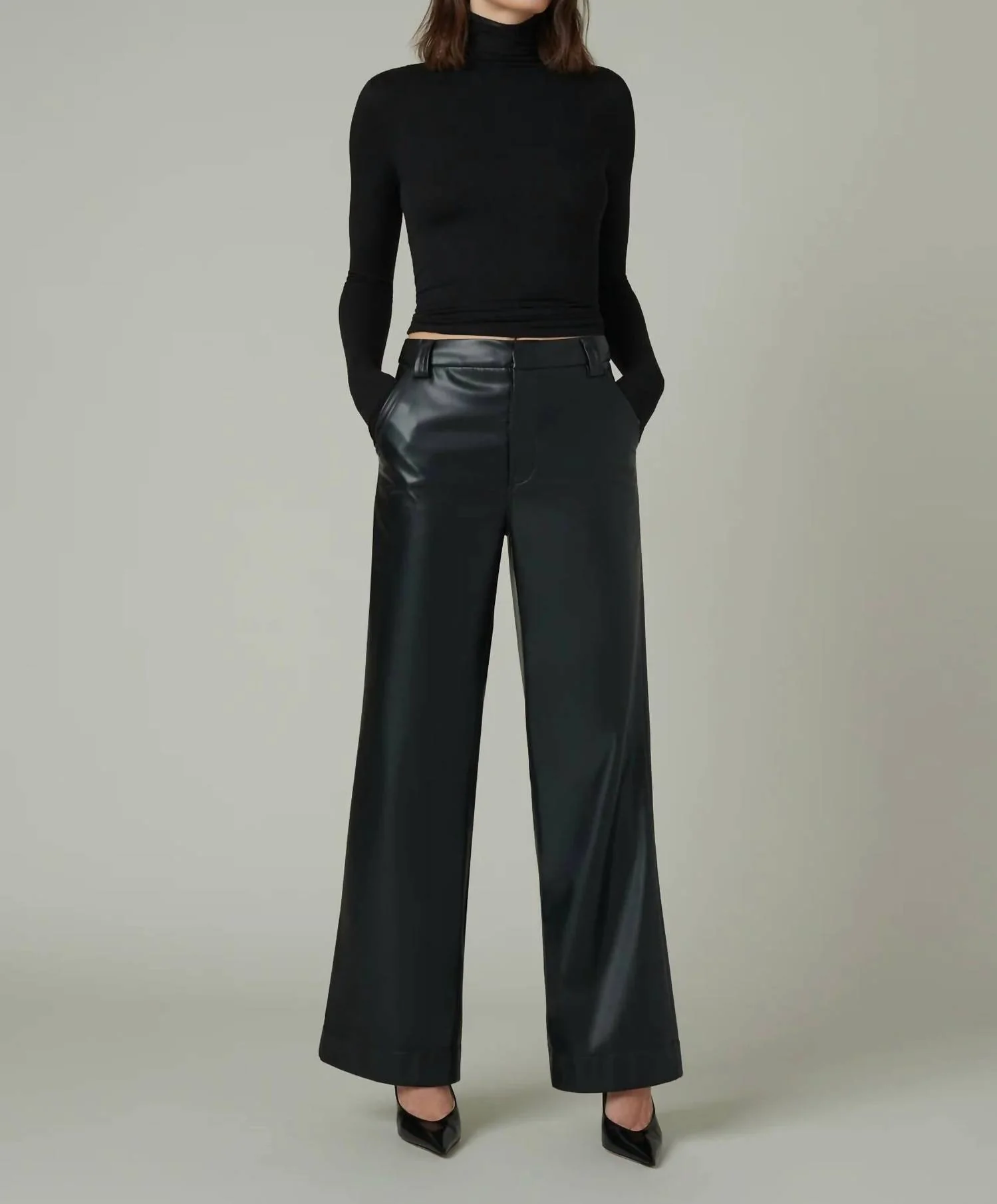Mia High Rise Wide Leg Petite Ankle Pants In Black