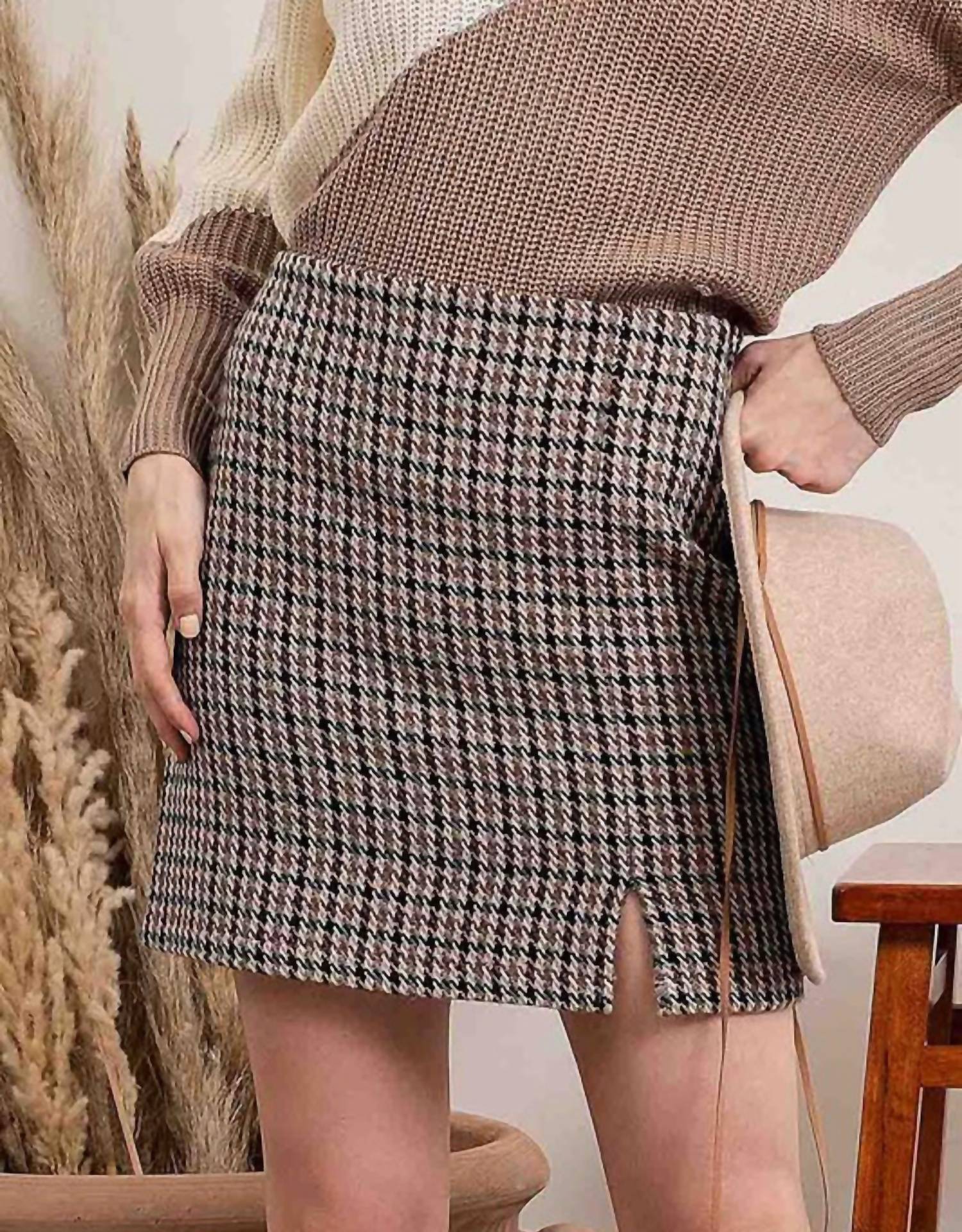 Ashleyn Houndstooth Skirt In Brown Multi