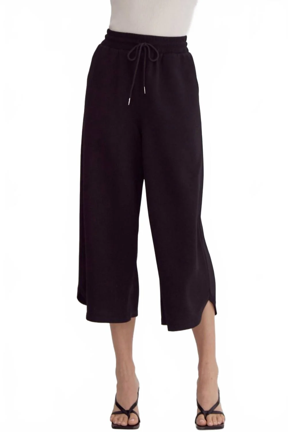 Textured Cropped Pants In Black