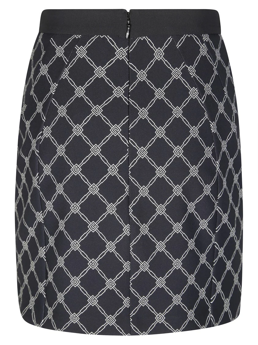 Fitted Black Skirt With Geometric Pattern