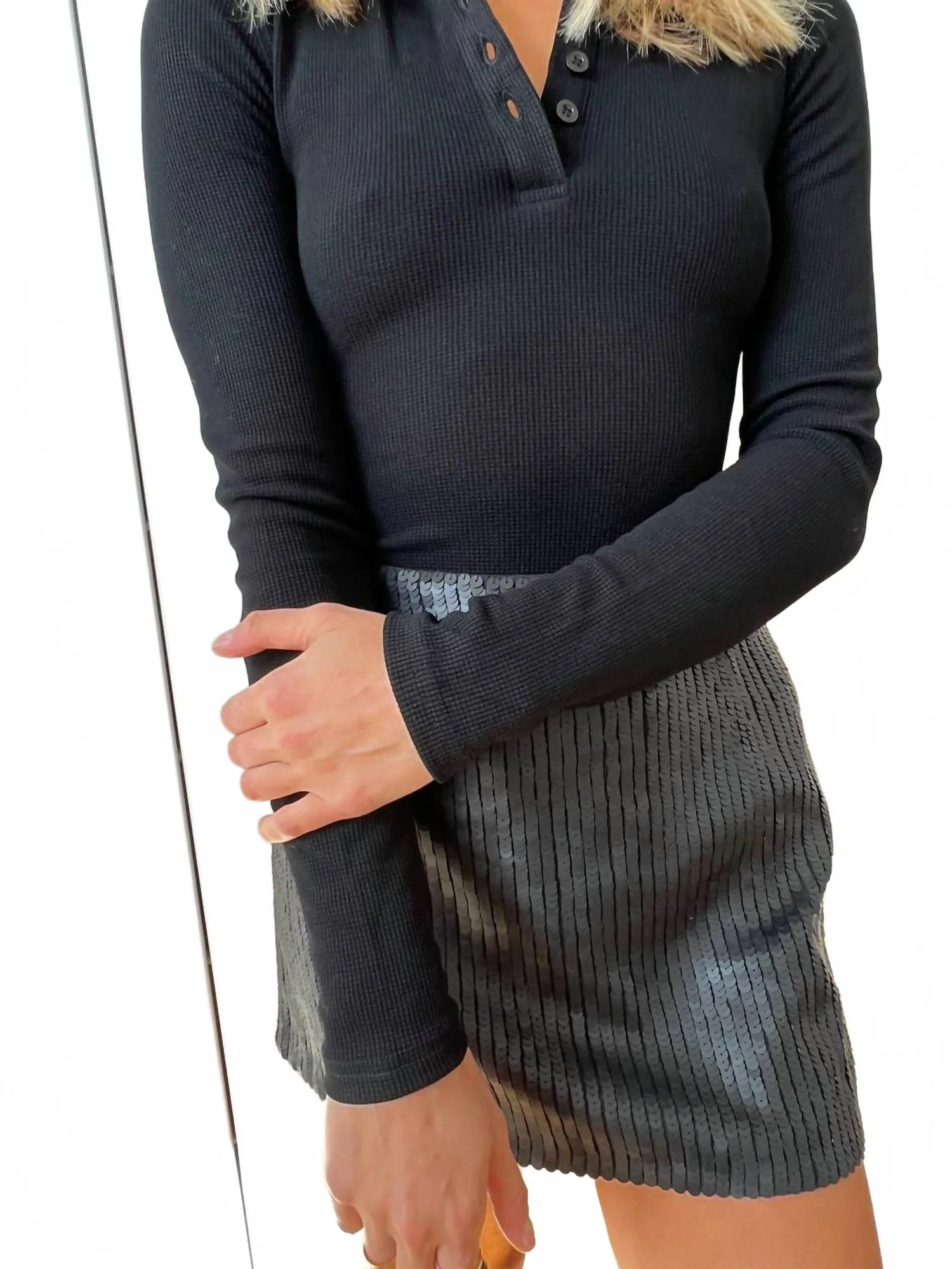 Cecilia Sequin Mini Skirt In Black