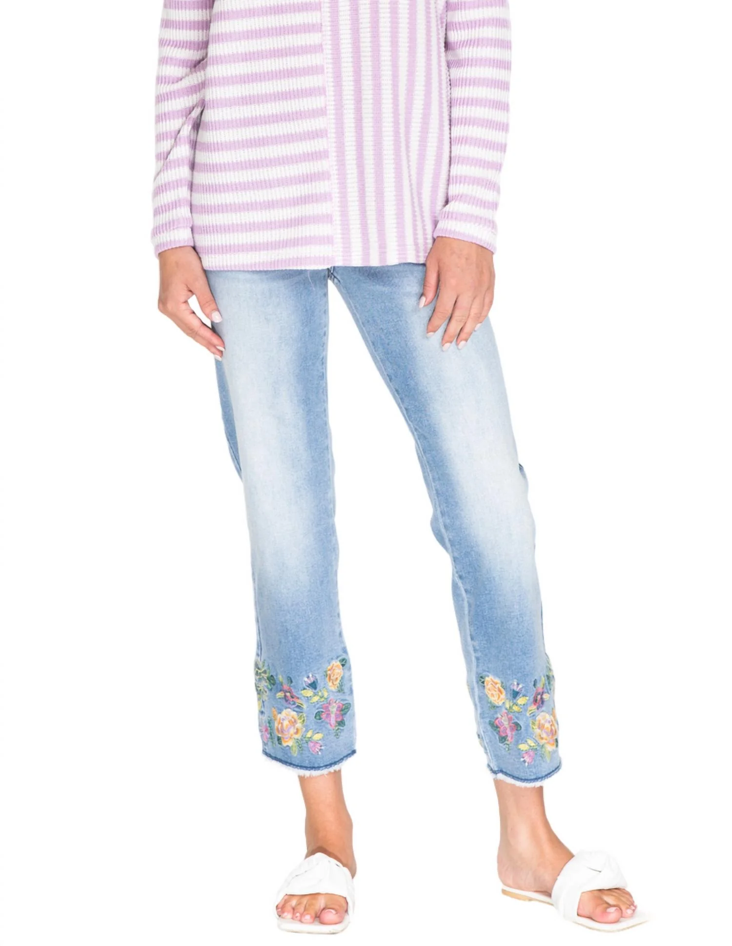 Floral Embroidered Fray Jeans In Light Indigo