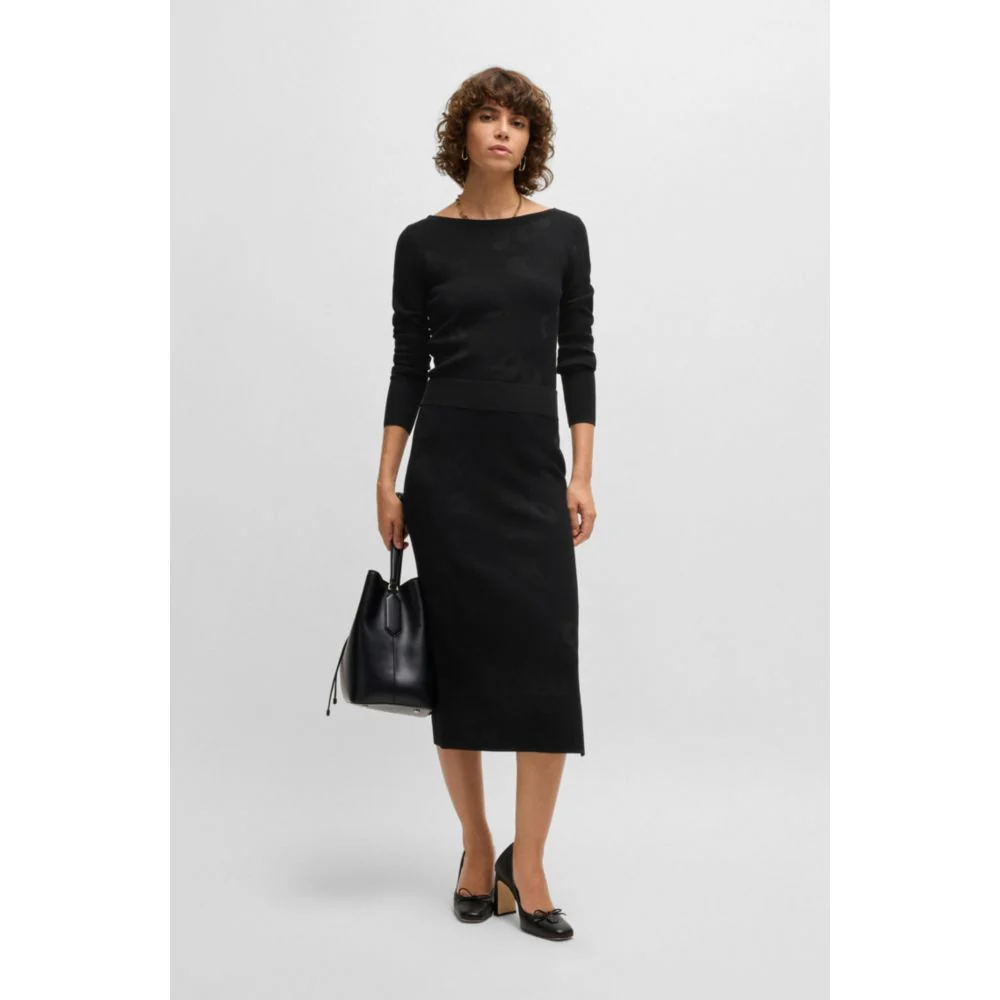 Tube skirt in knitted jacquard