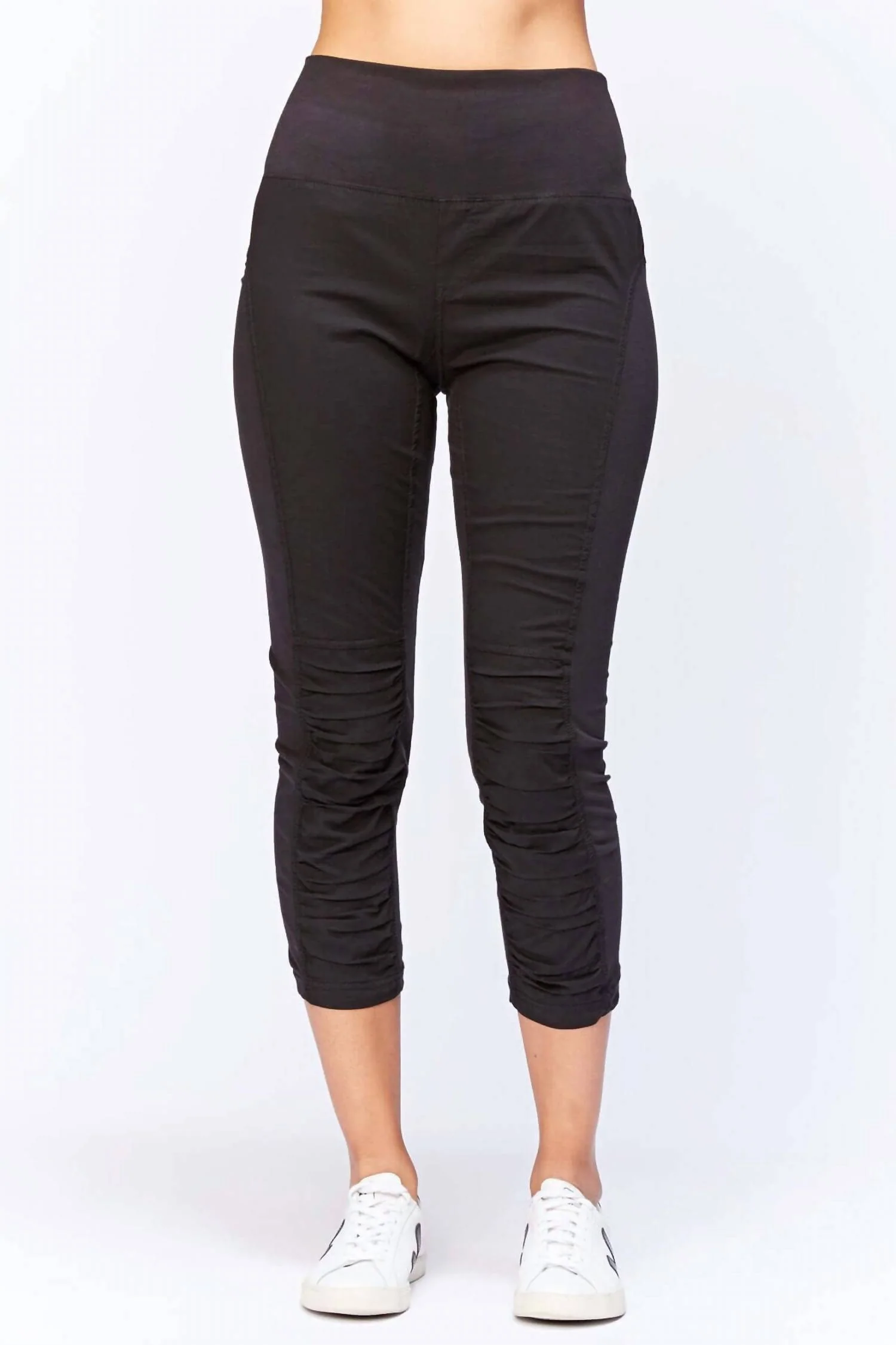High Waist Jetter Crop In Black