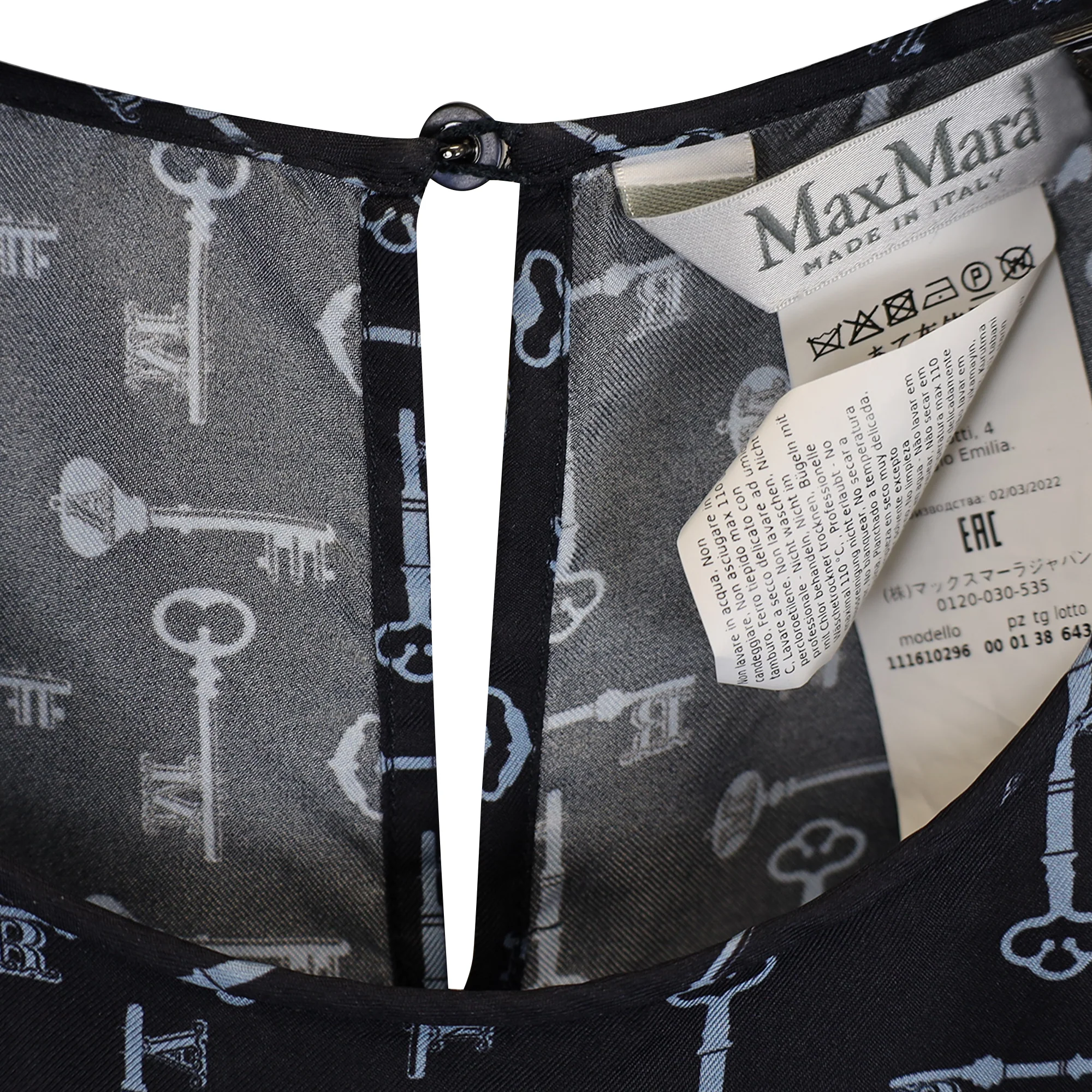 Max Mara Golf Key Printed T-Shirt in navy Blue Silk