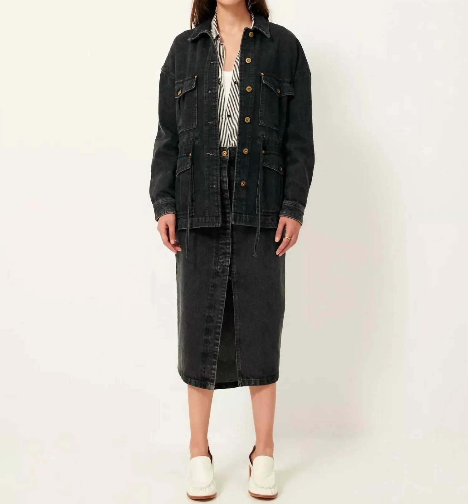 Amadeo Midi Length Pencil Skirt In Stonewash Denim