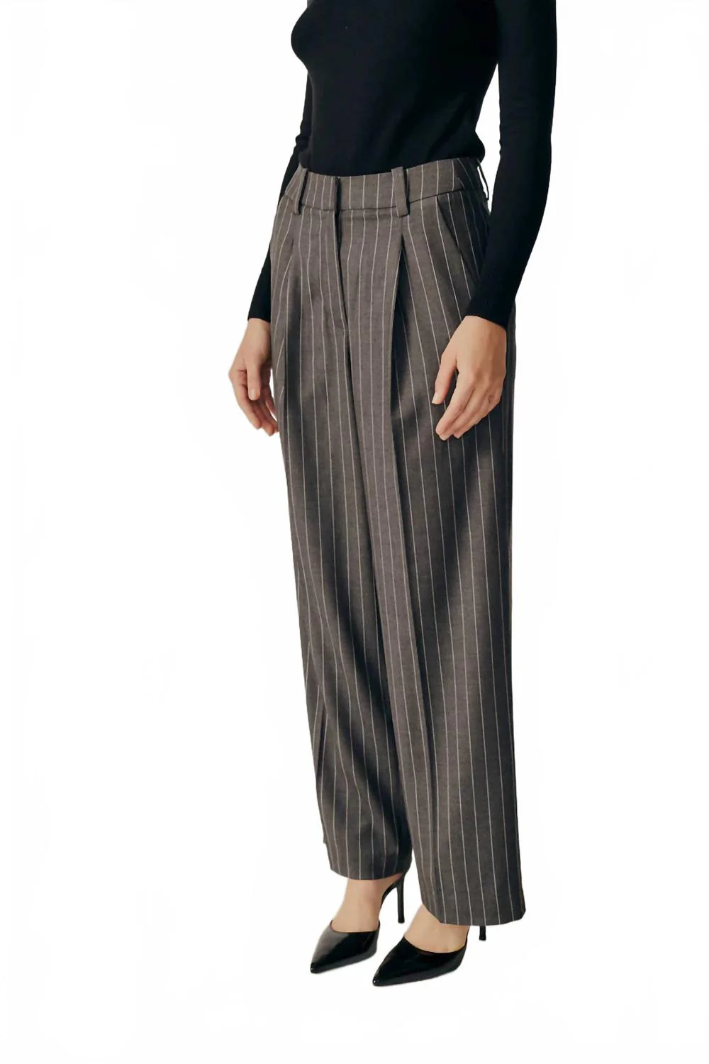 Galium Straight Leg Pants In Grey Melange