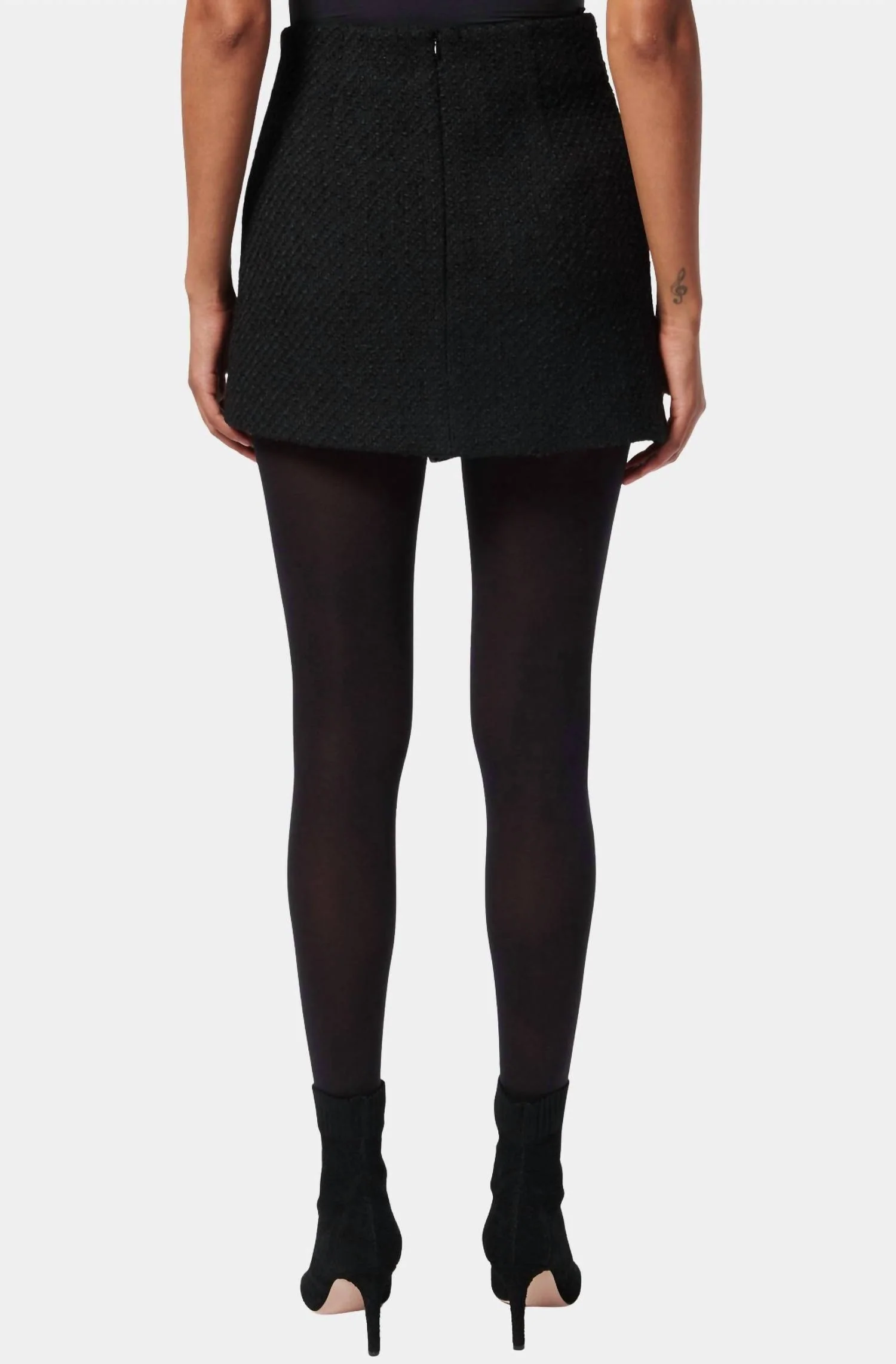 Atlas Skirt In Black