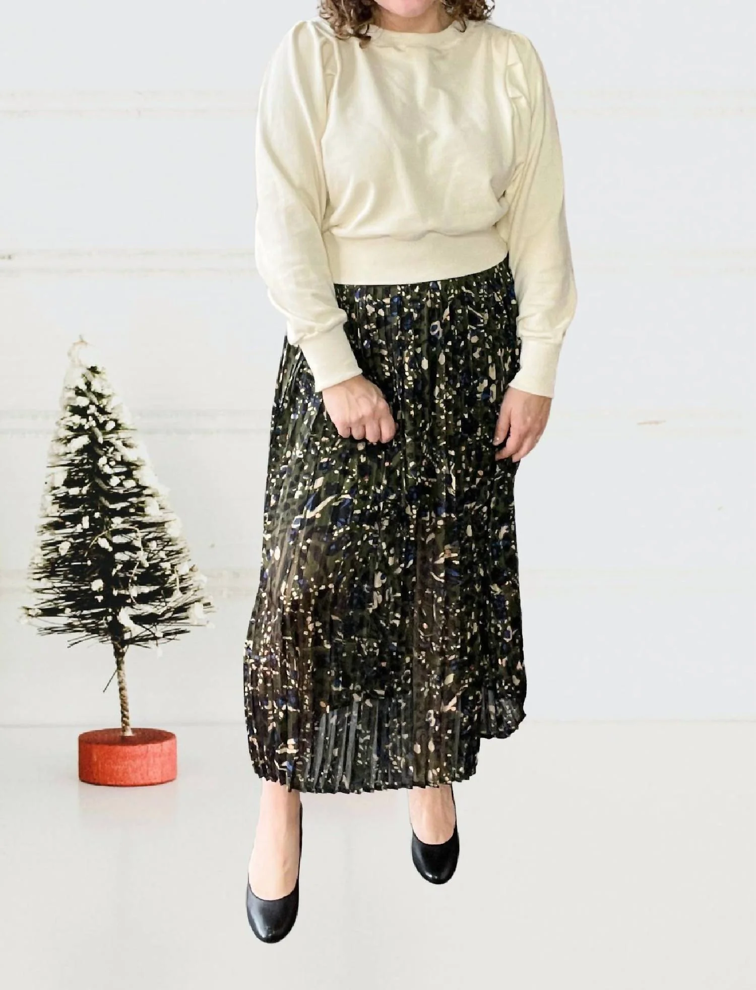 Veronica Pleated Skirt In Multi