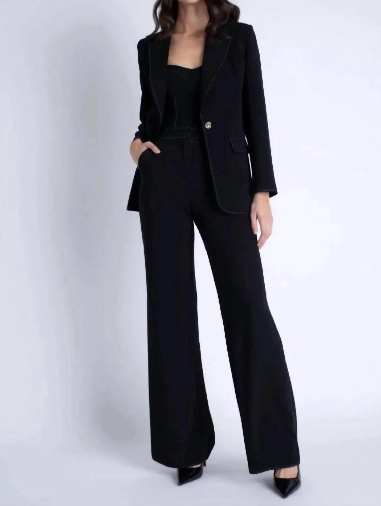 Zoe Blazer In Black
