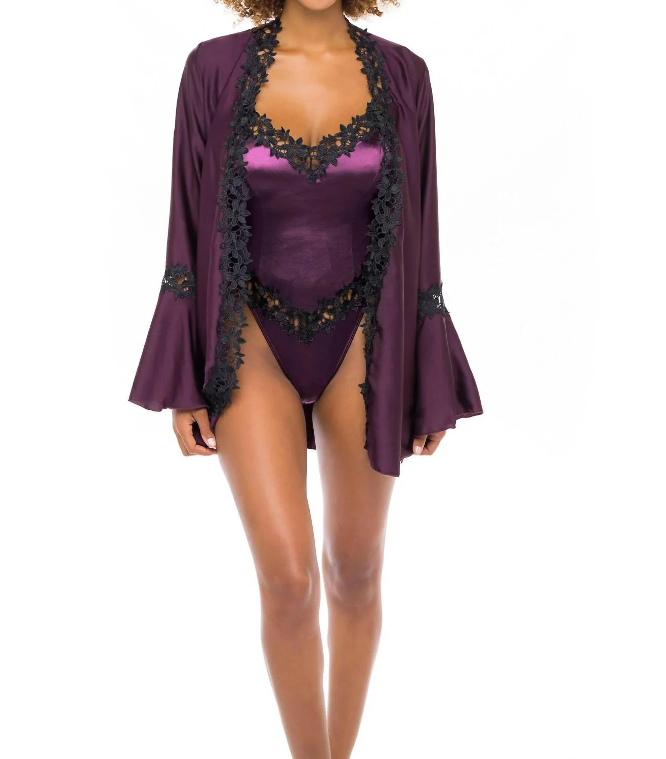 Thea Embroidered Short Robe In Italian Plum / Black