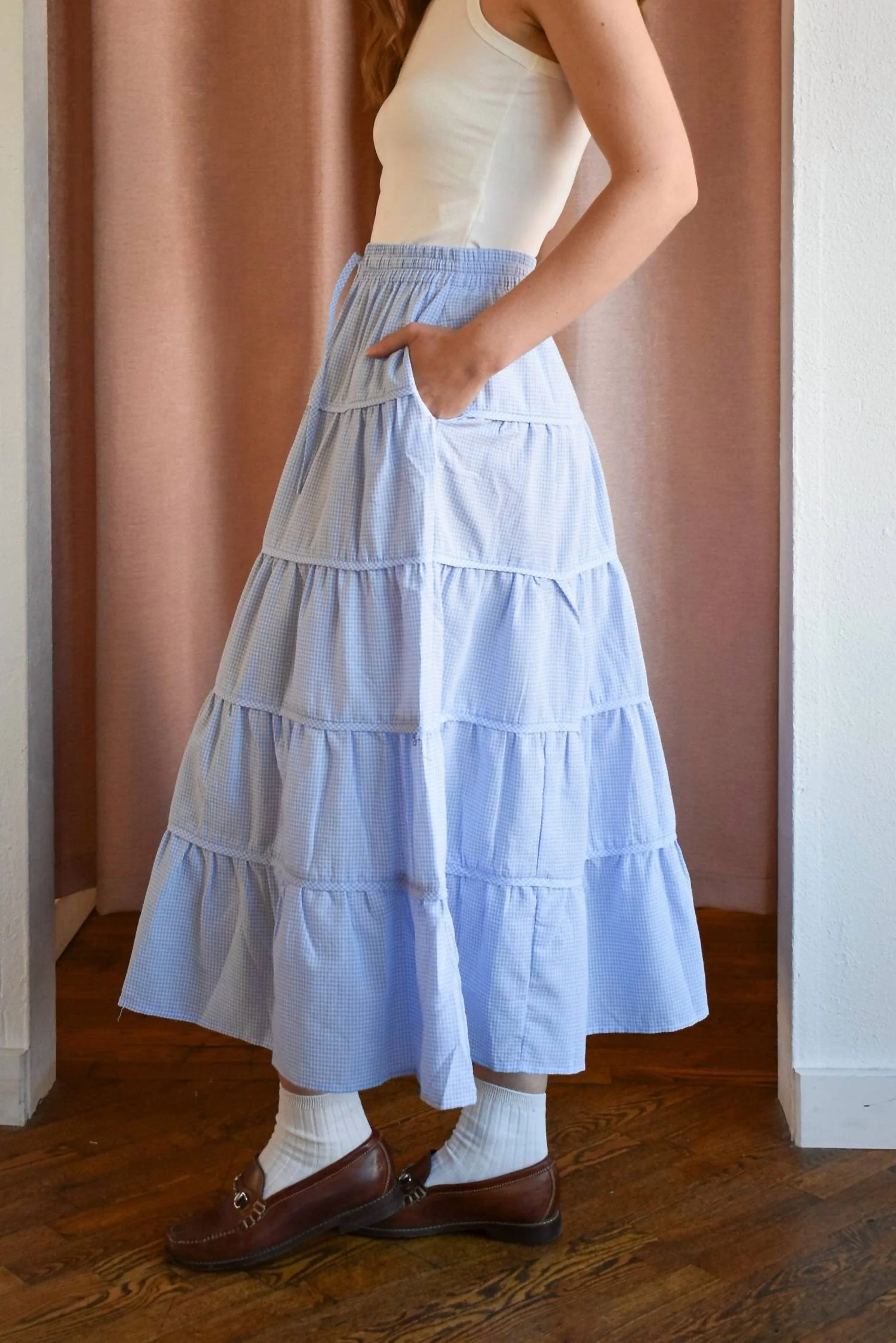 Jen Gingham Tiered Midi Skirt In Blue
