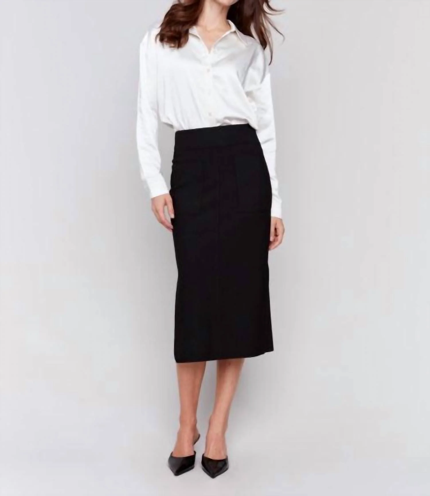 Gutsy Front Patch Pocket Crepe Skirt In Black