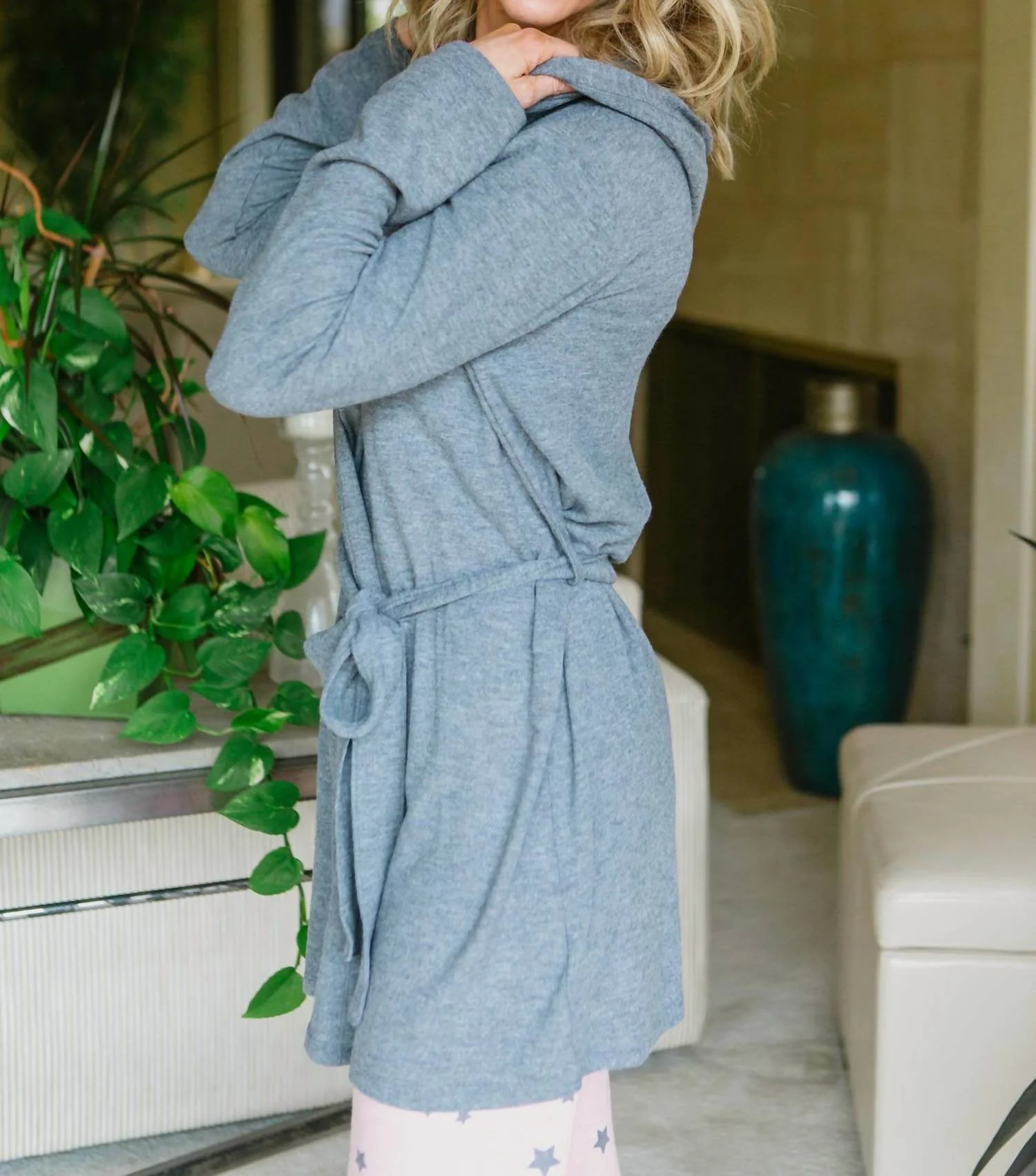 Peachy Party Robe In Smoke