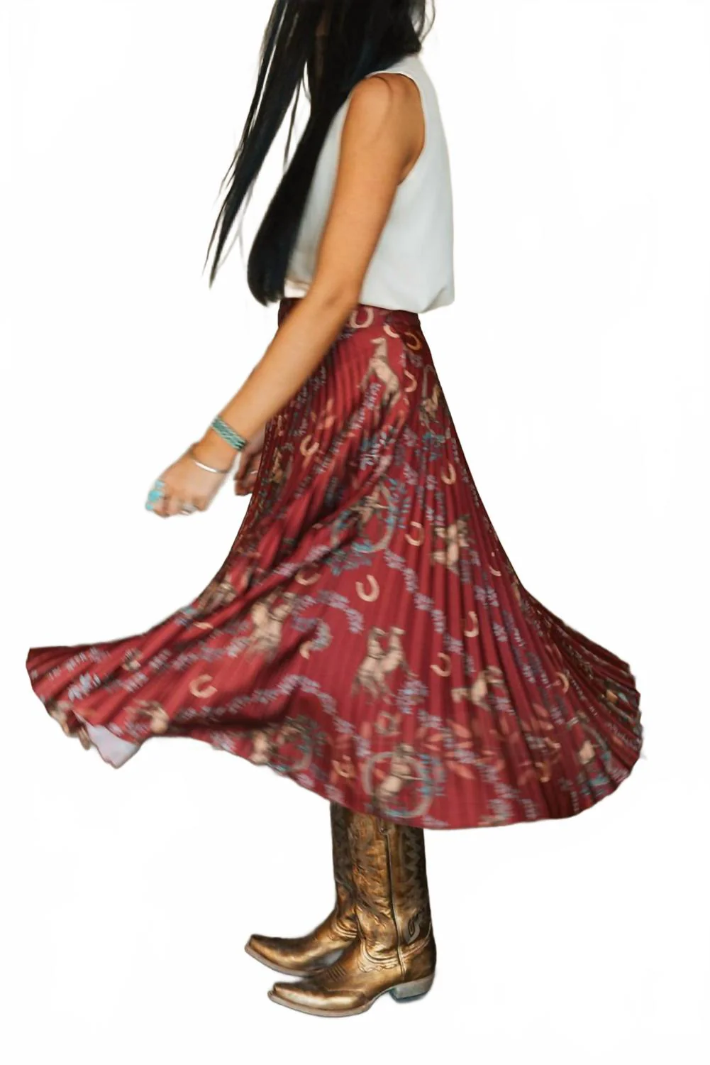 Cierra Pleated Skirt In Red