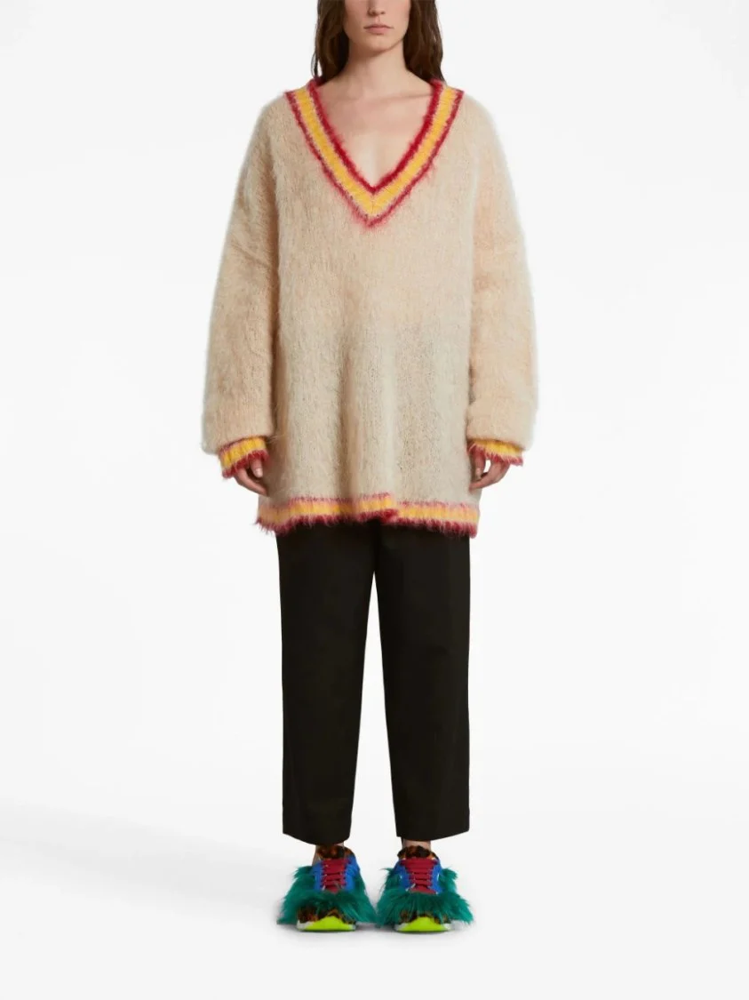 Relaxed-Fit Trousers With Pleated Front