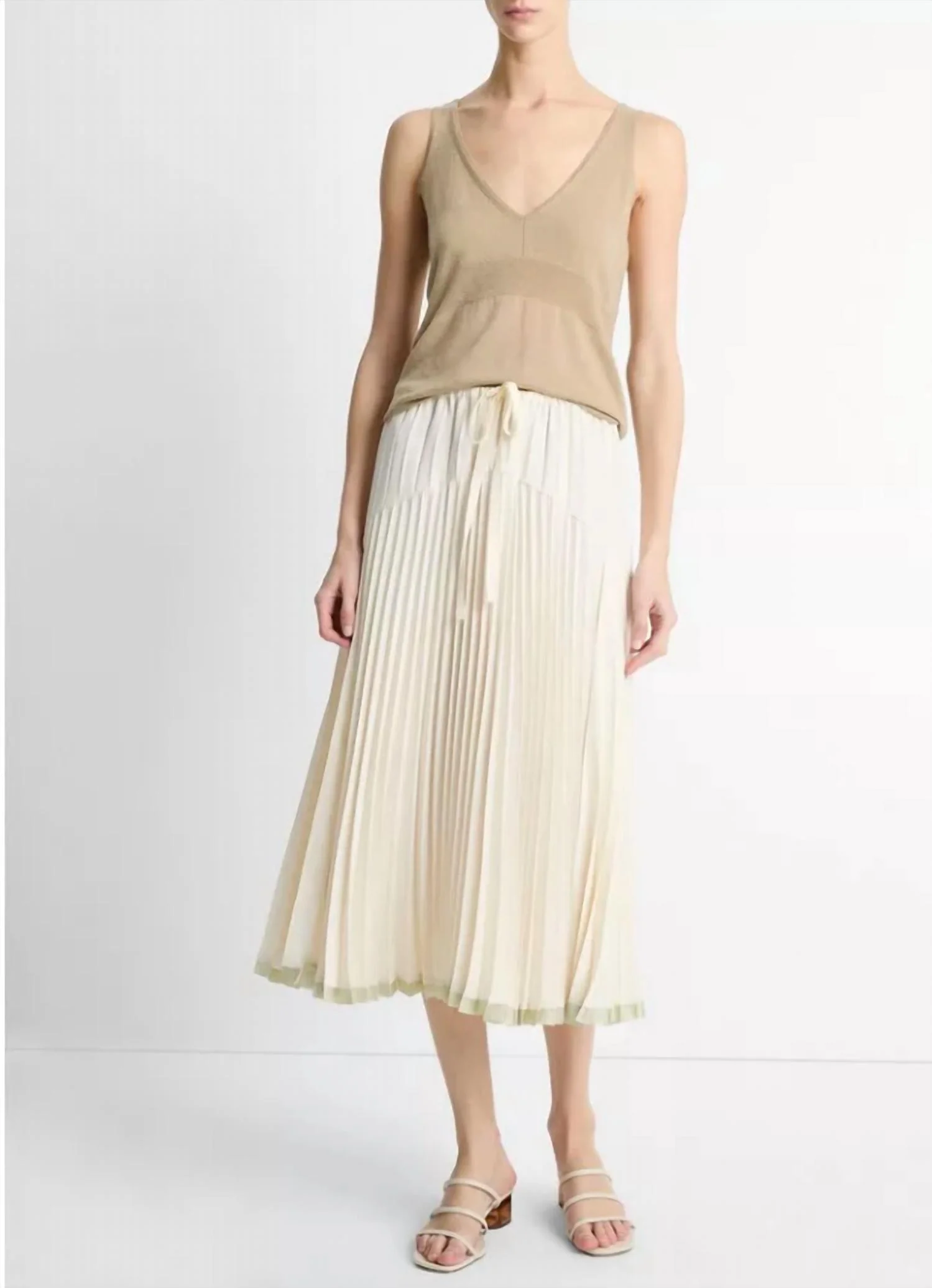 Pleated Tiered Skirt In Bona