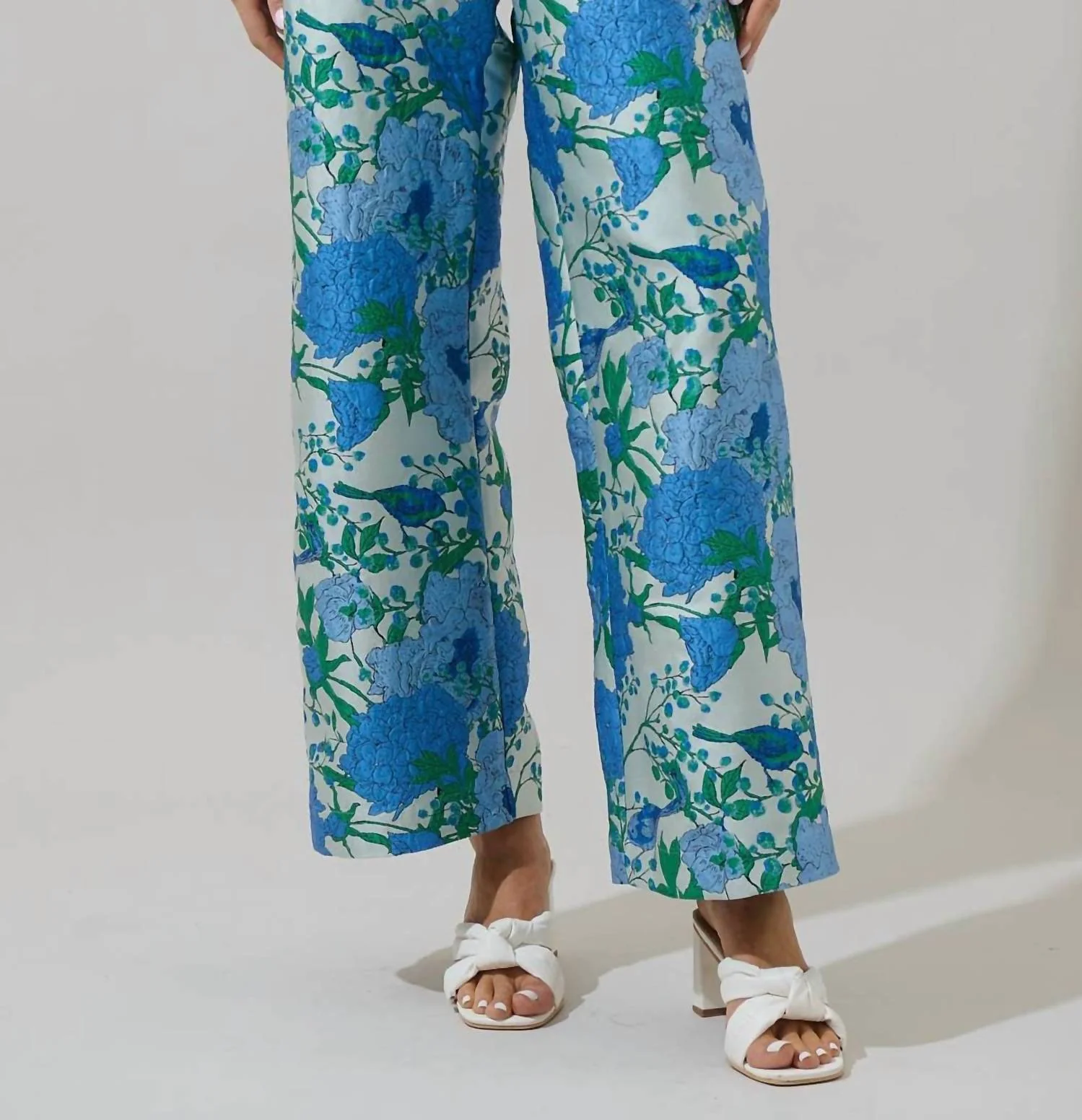 Willa Floral Bern Jacquard Wide Leg Pants In White/blue