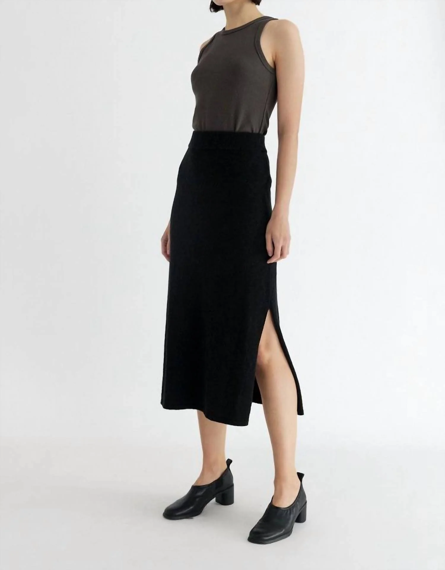 The Rosey Skirt In Black