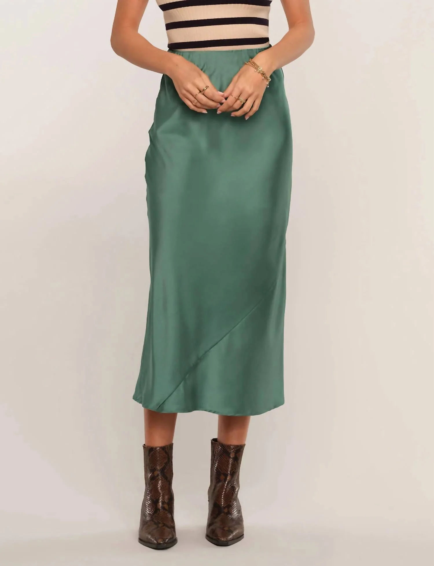 Sheridan Skirt In Grass