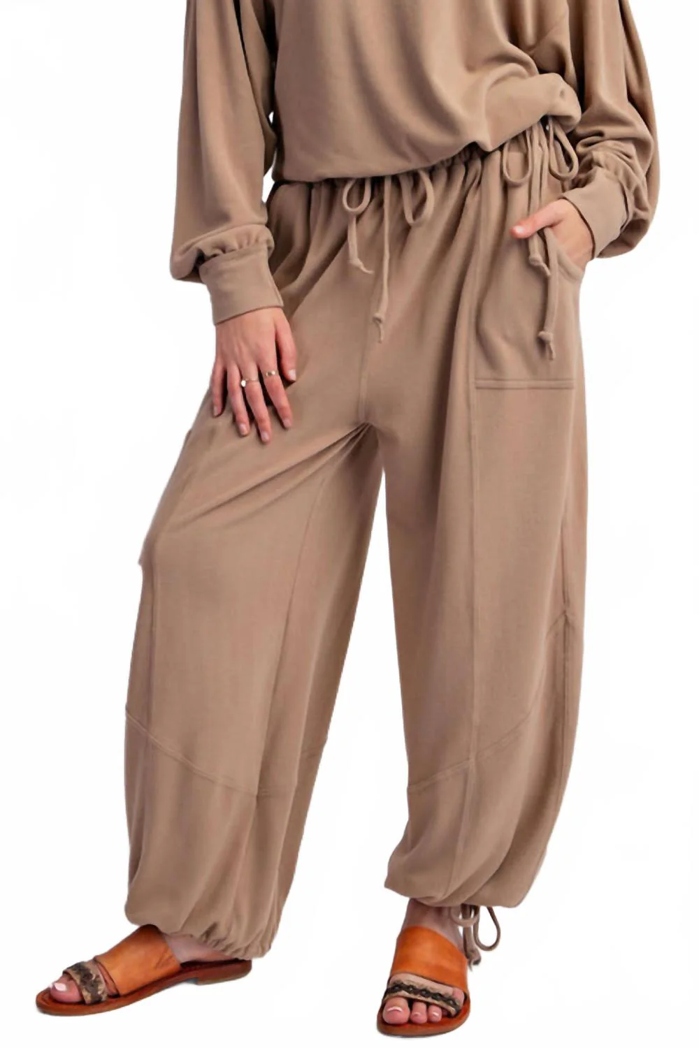 Mineral Washed Brushed Hacci Joggers In Latte