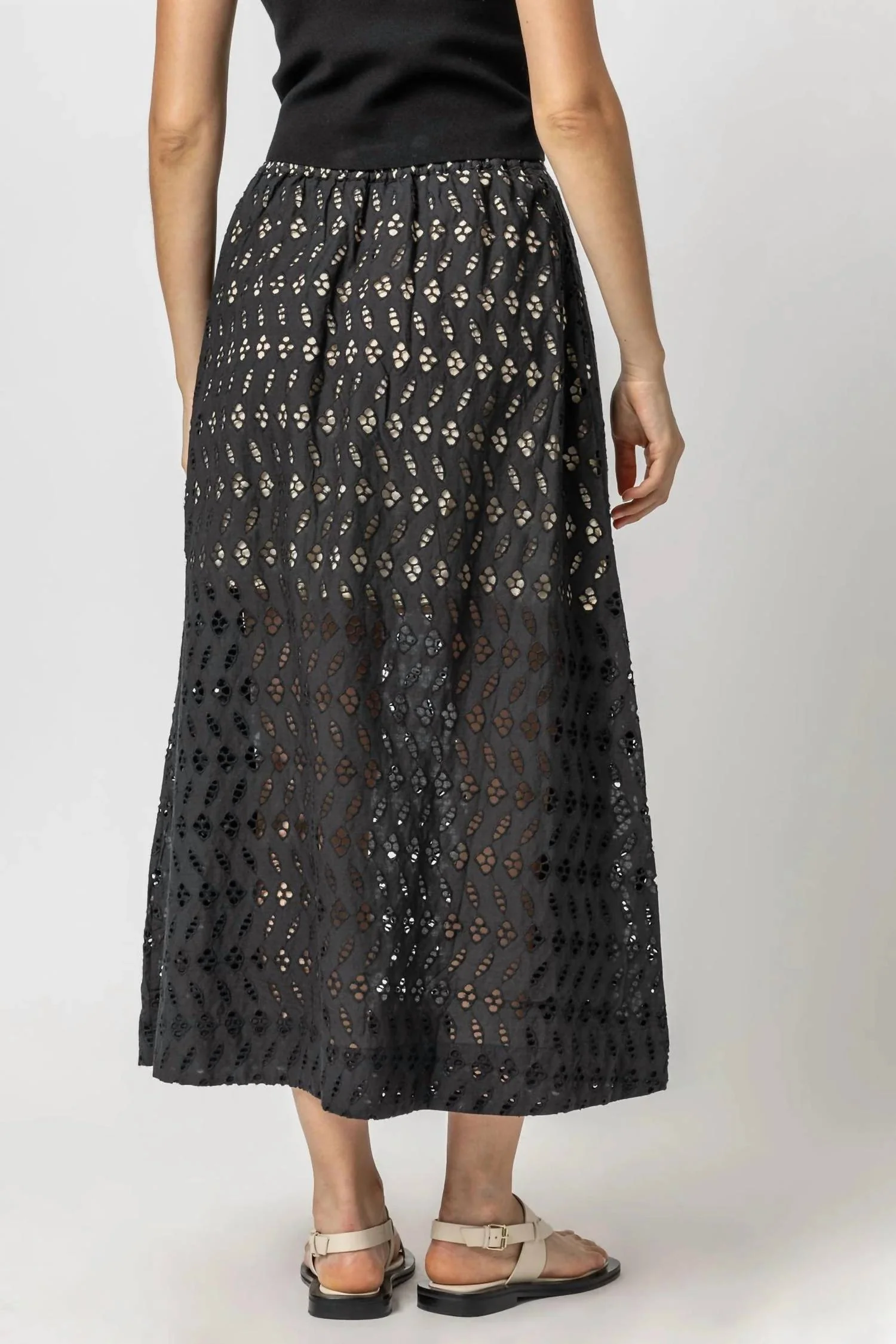 Eyelet Side Button Maxi Skirt In Black