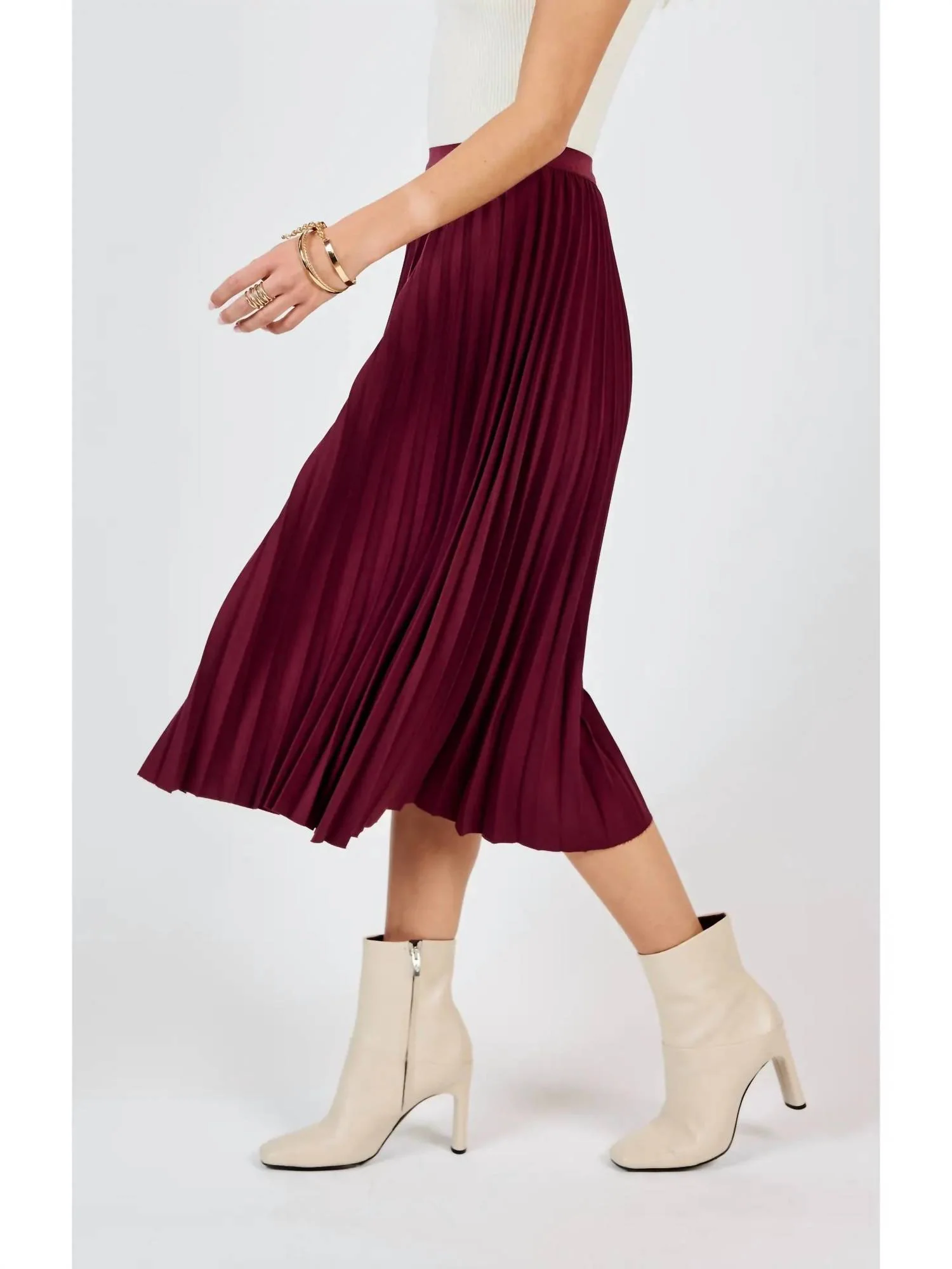 Pleated Midi Skirt In Wine