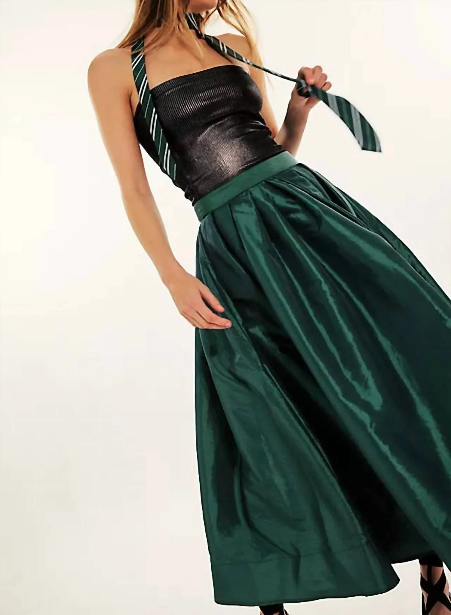 Emilia Full Skirt In Uncut Emerald