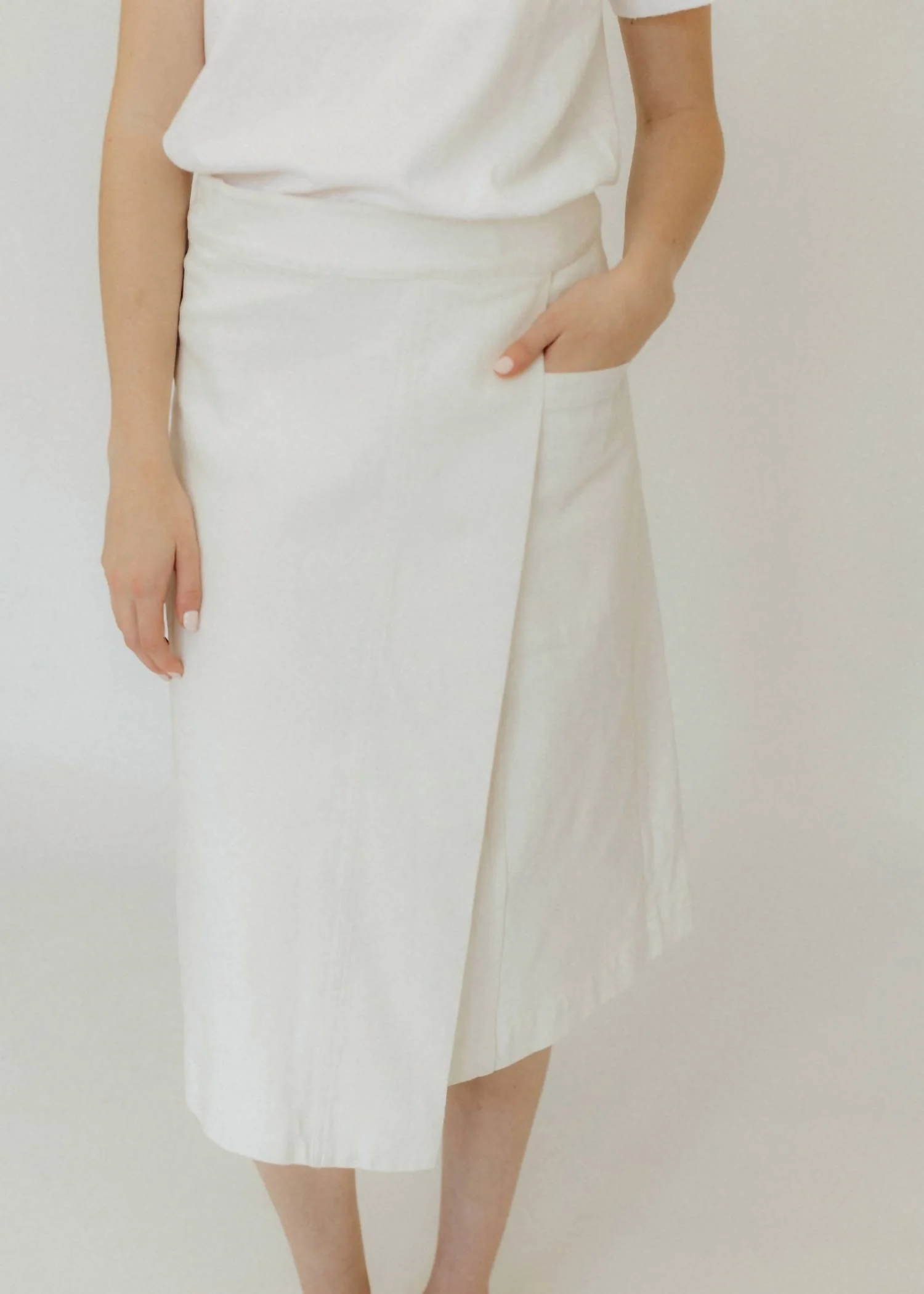 Iris Wrap Skirt In Ecru Stretch Twill