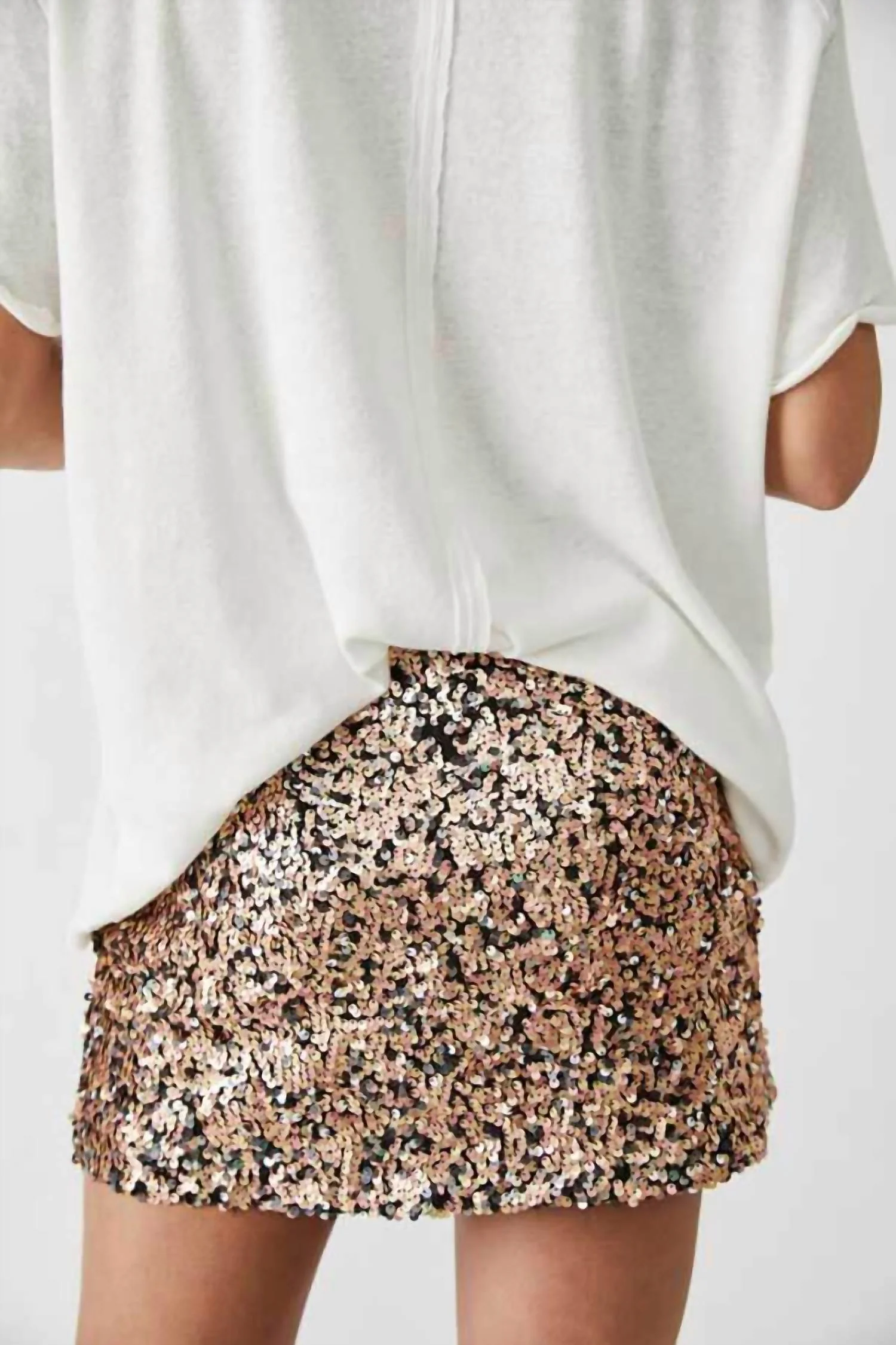 Annalise Sequin Mini Skirt In Gold