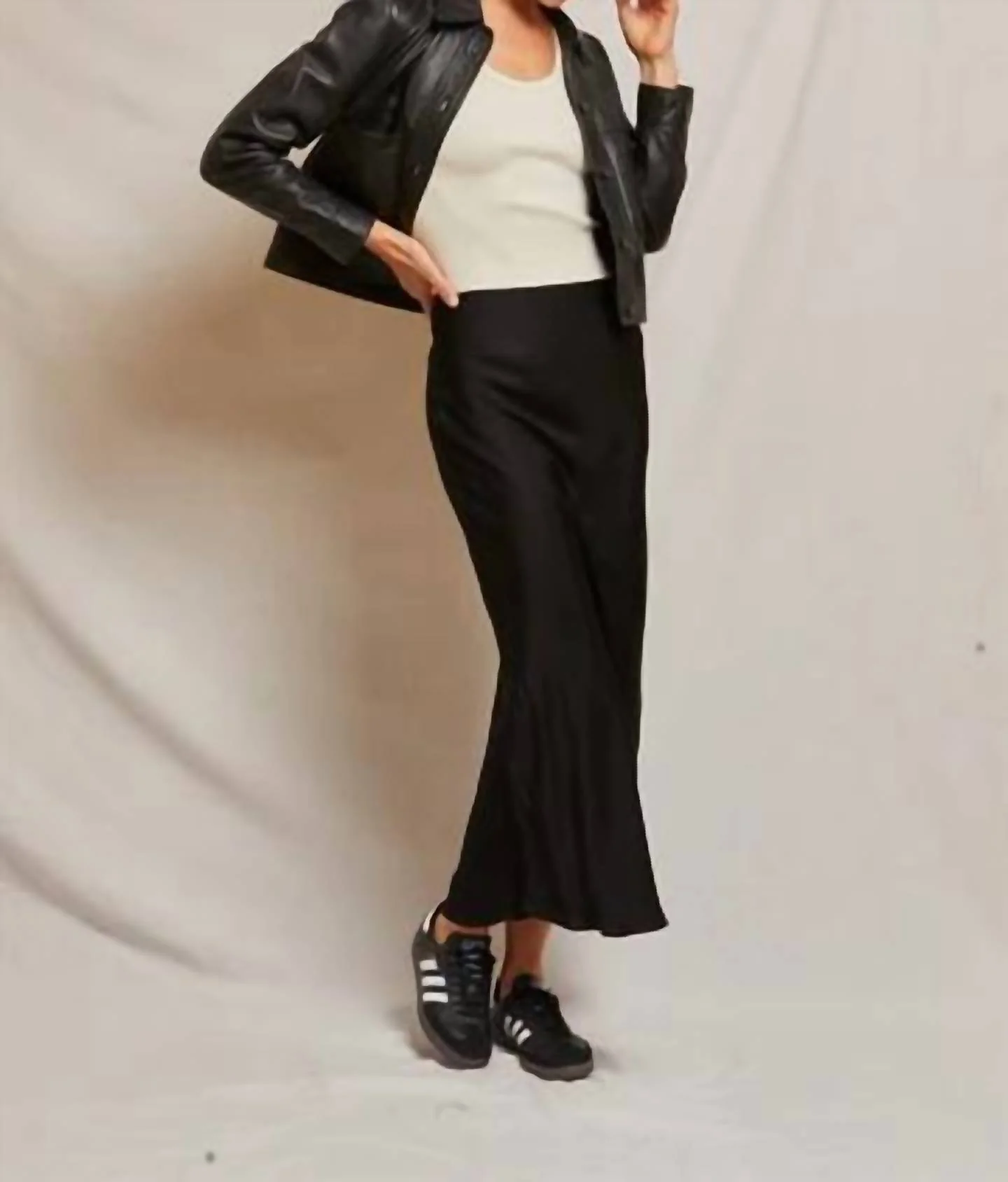 Genevieve Satin Slip Skirt In Blackberry